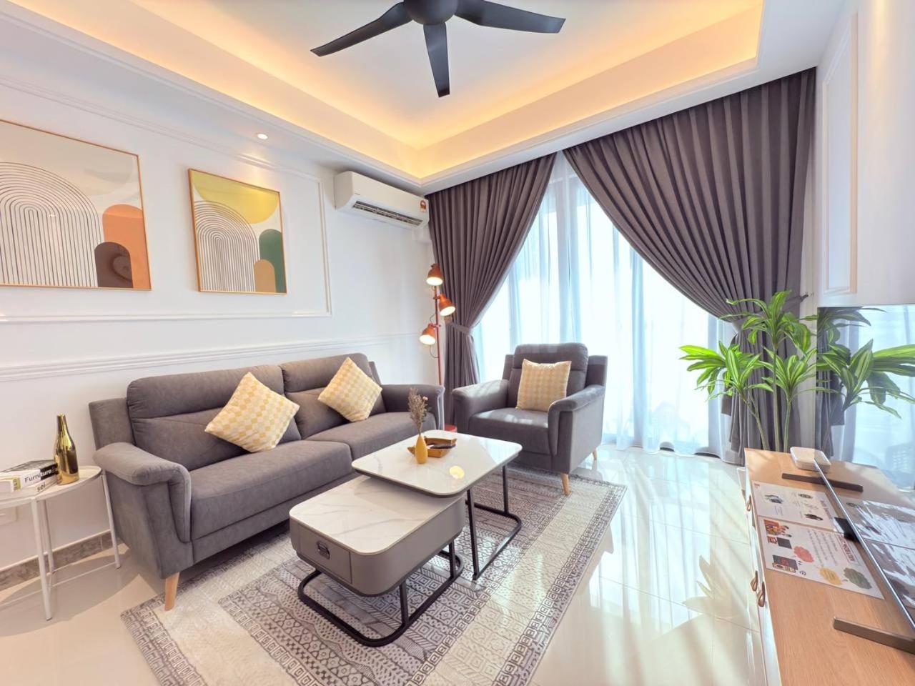 Three-Bedroom Apartment with Park View