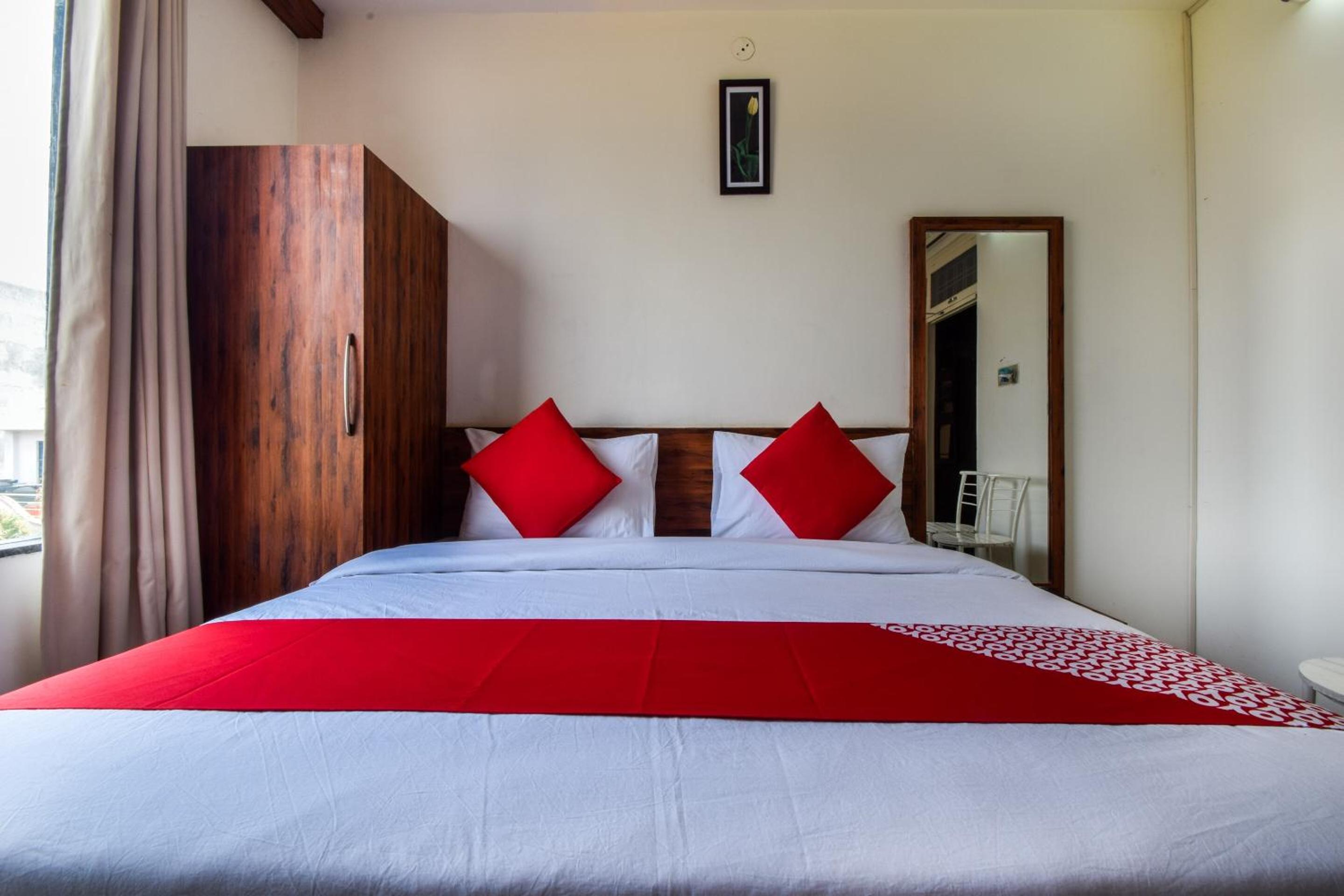 Standard Double Room photo 3