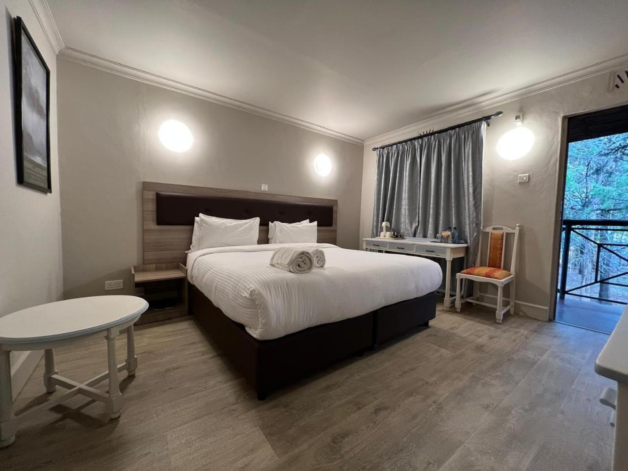Standard Double Room - Photo 1