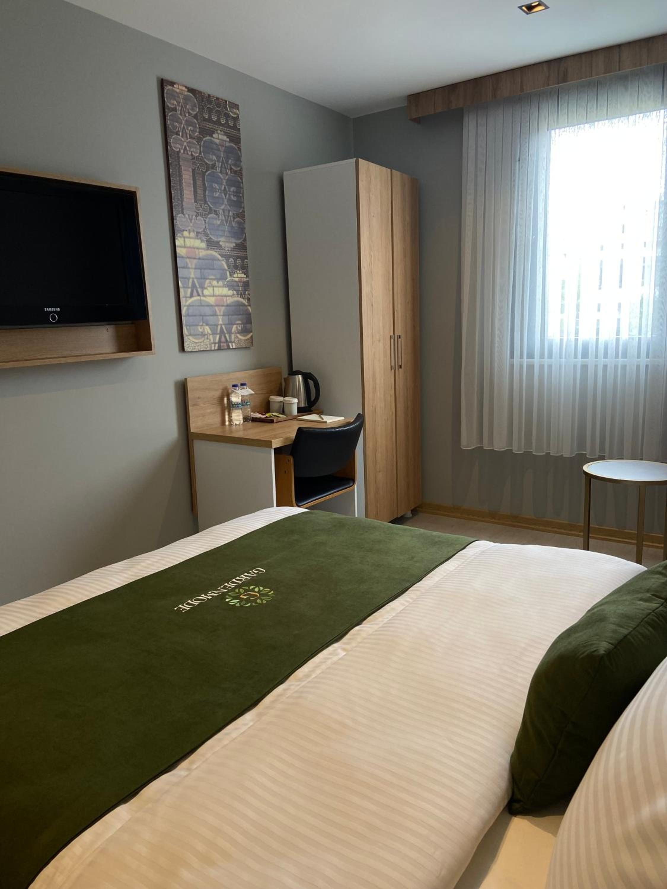 Deluxe Double Room - Photo 1