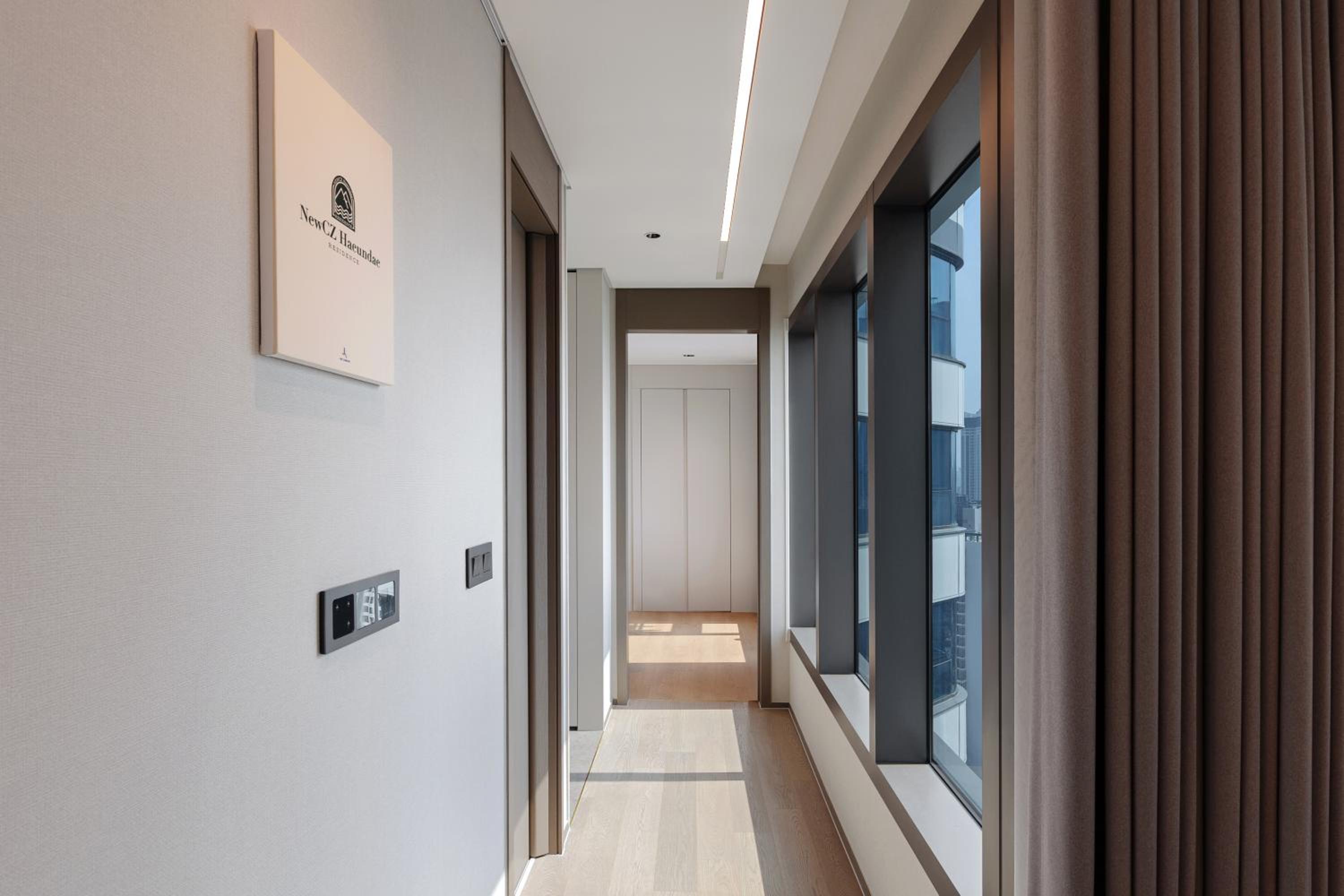 Royal Suite with Ocean View - Photo 6
