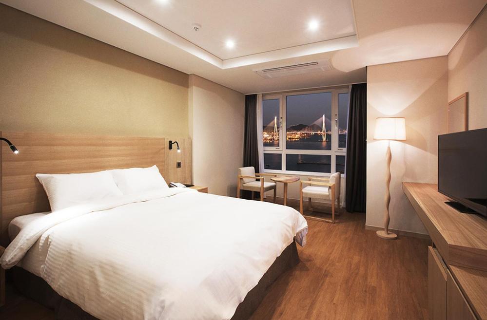 [Busan Minibar] Executive Double Harbor