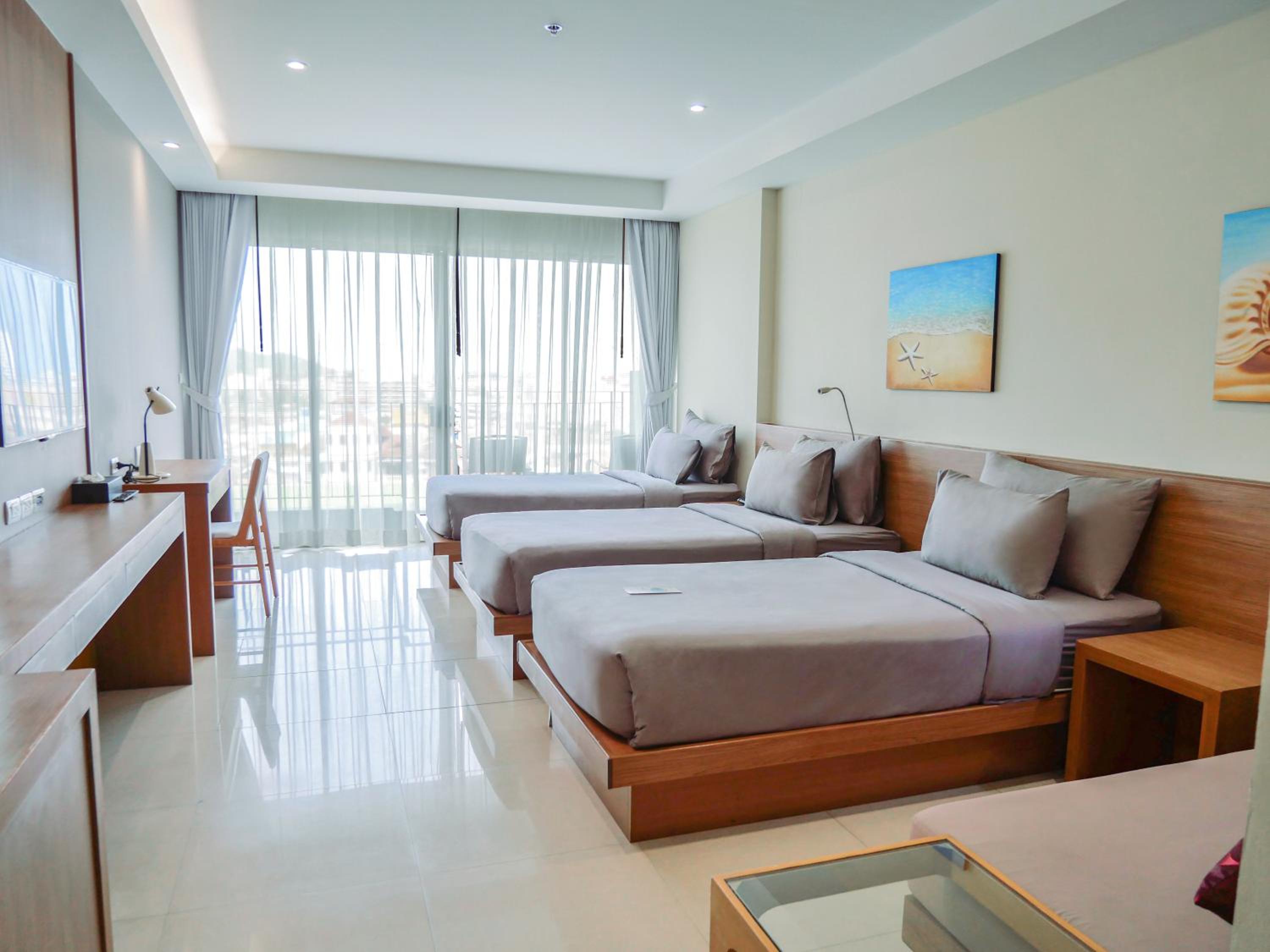 Triple Room with Balcony