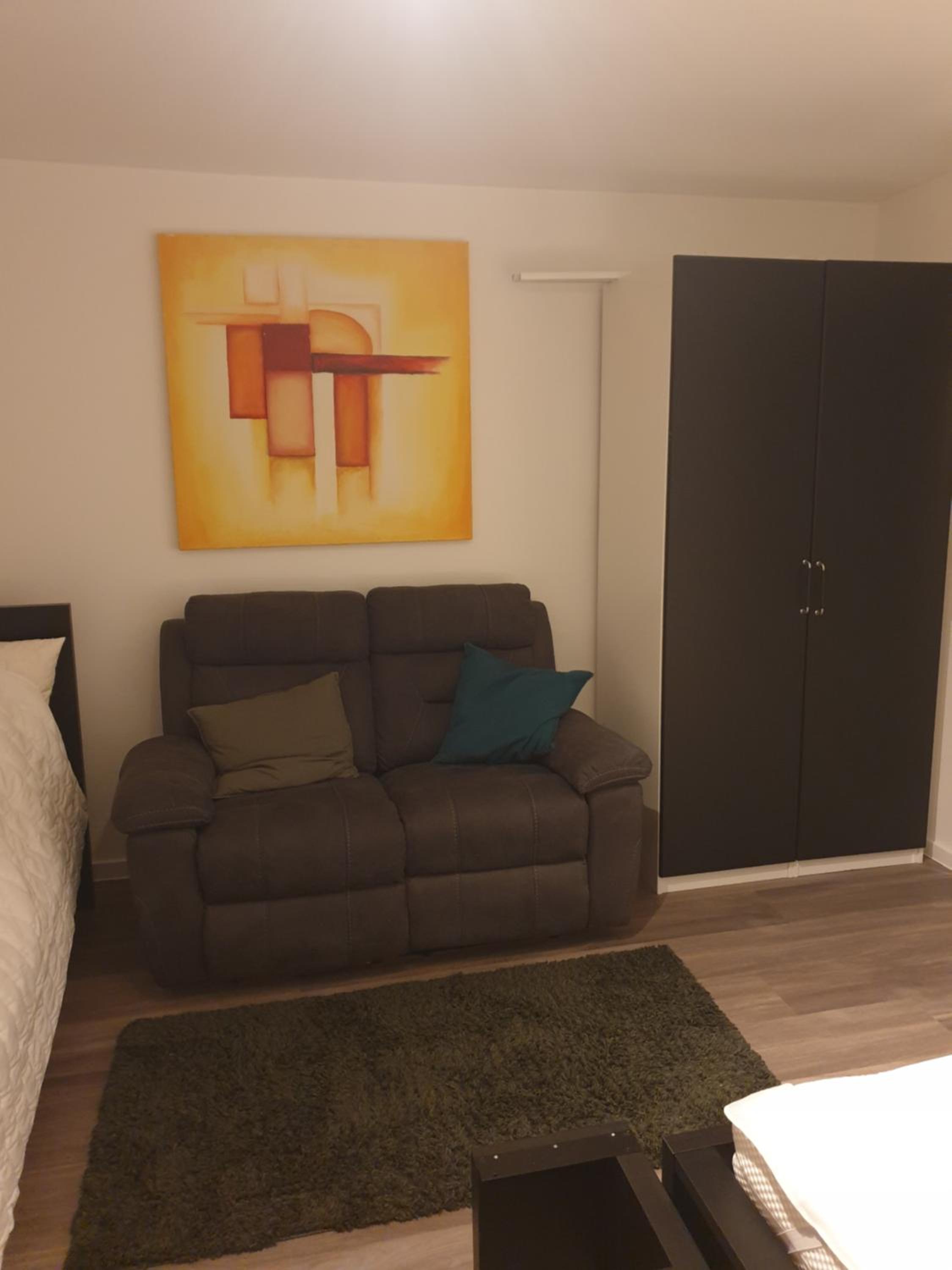 One-Bedroom Apartment photo 2