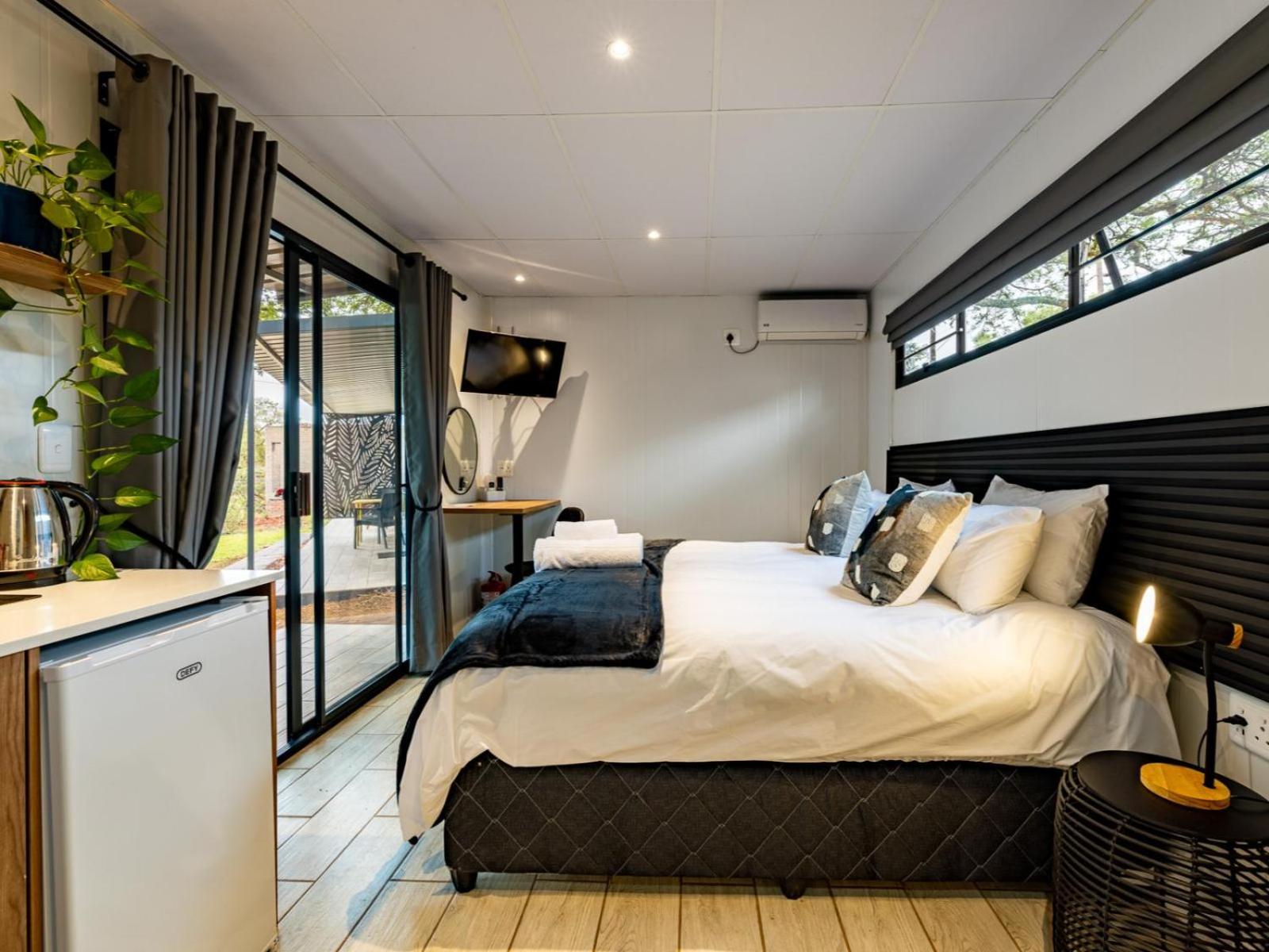 Deluxe Double or Twin Room with Garden View