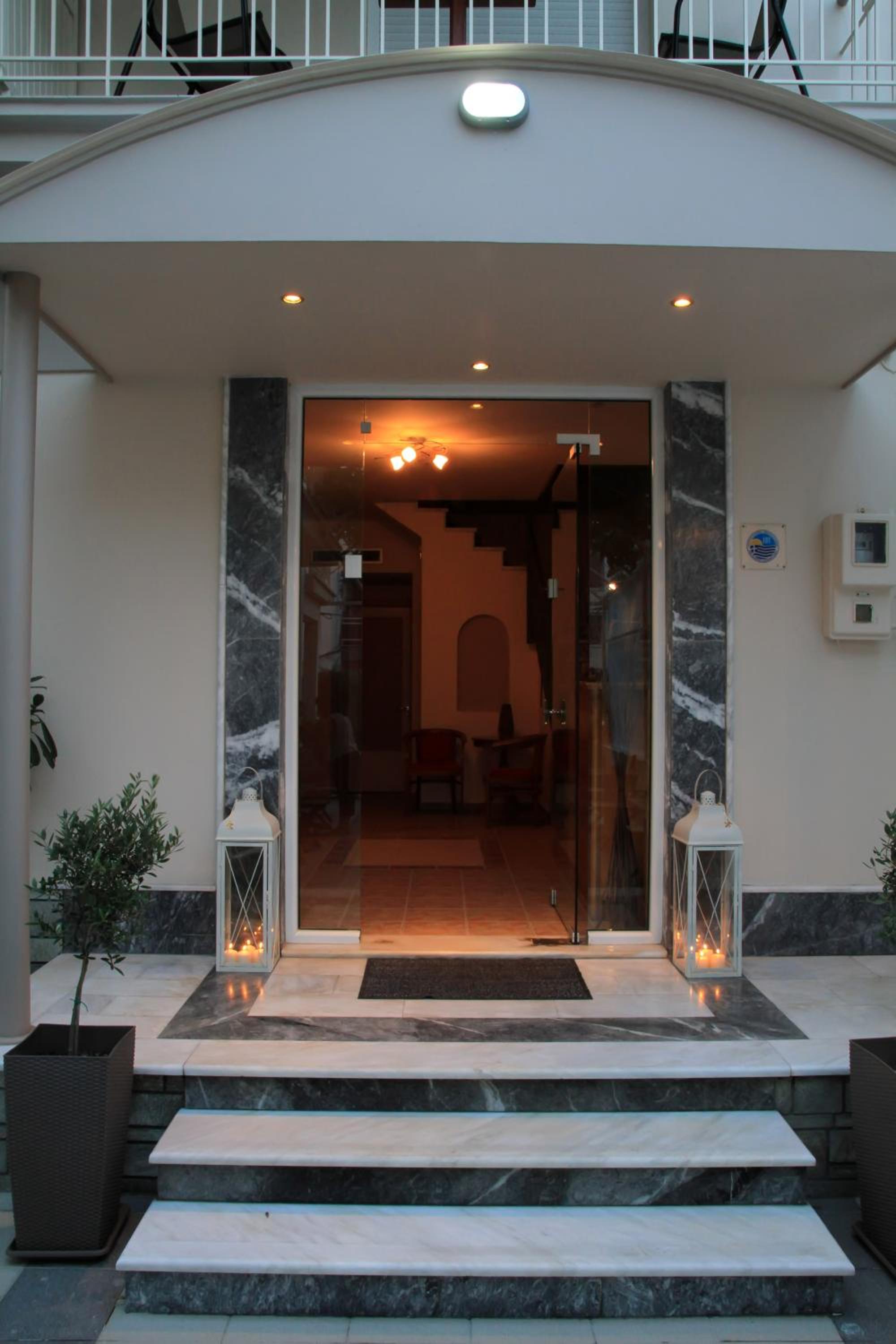 Studio (3 Adults) - Photo 4