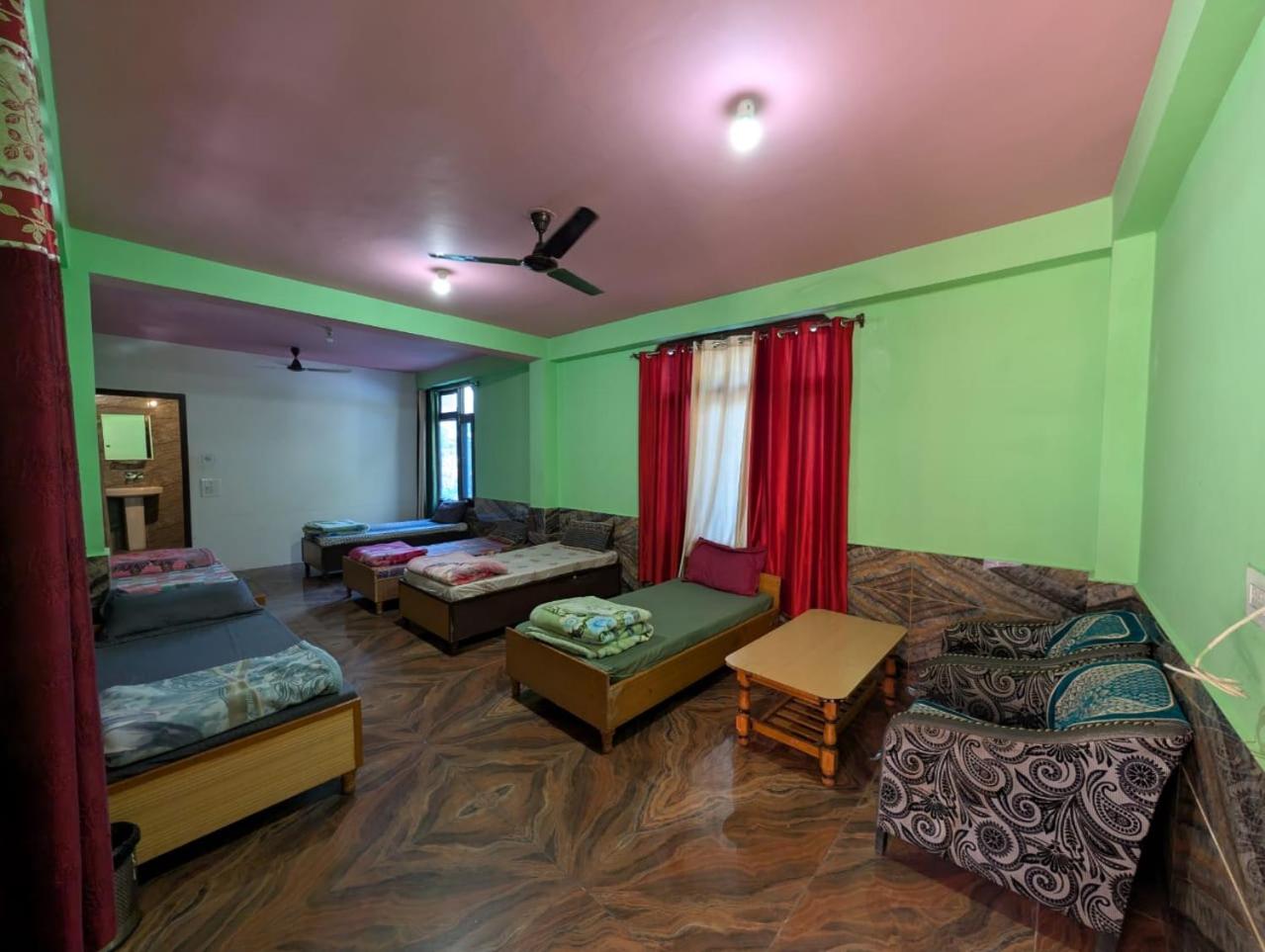 6-Bed Mixed Dormitory Room