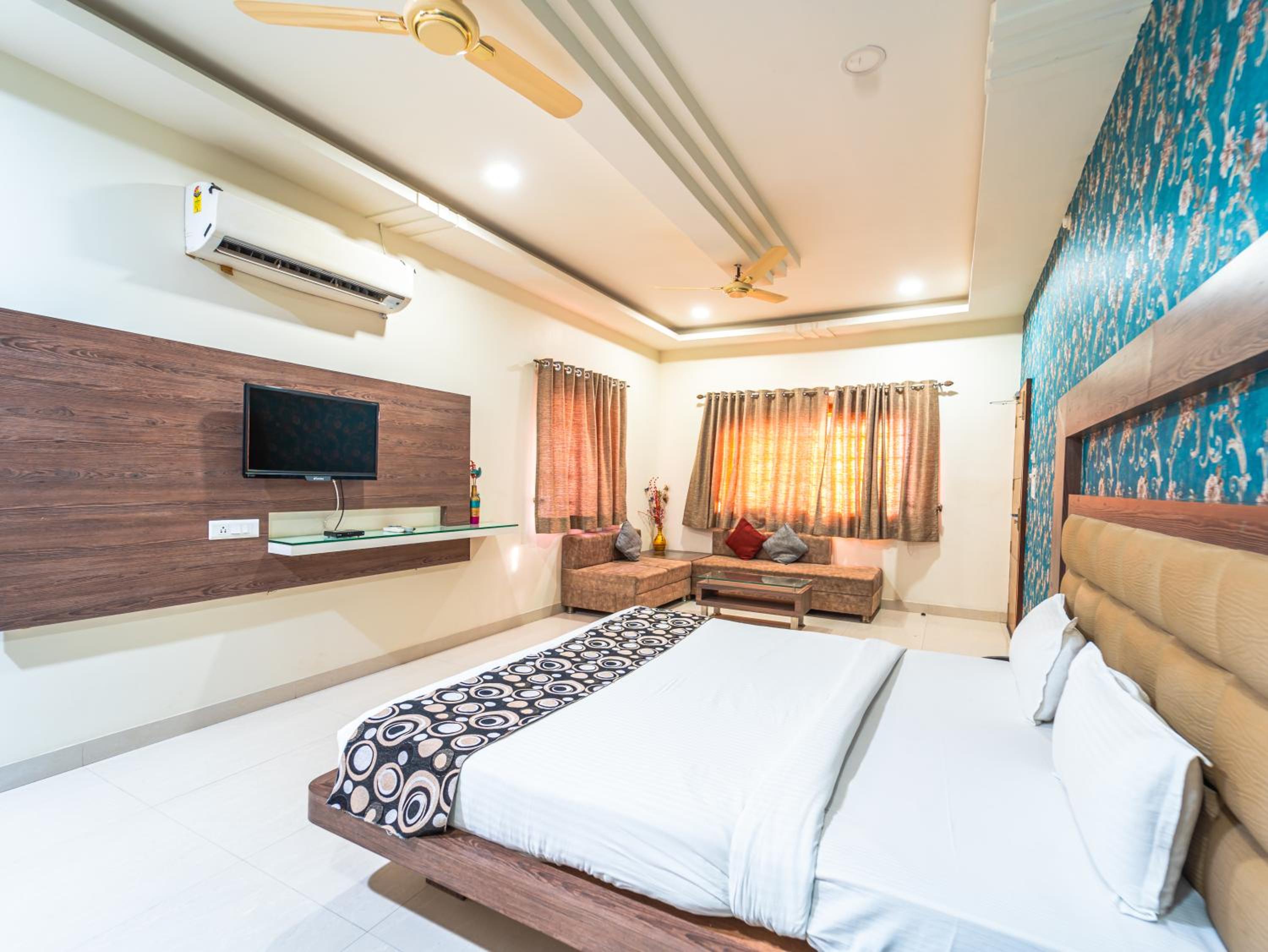 Economy Twin Room