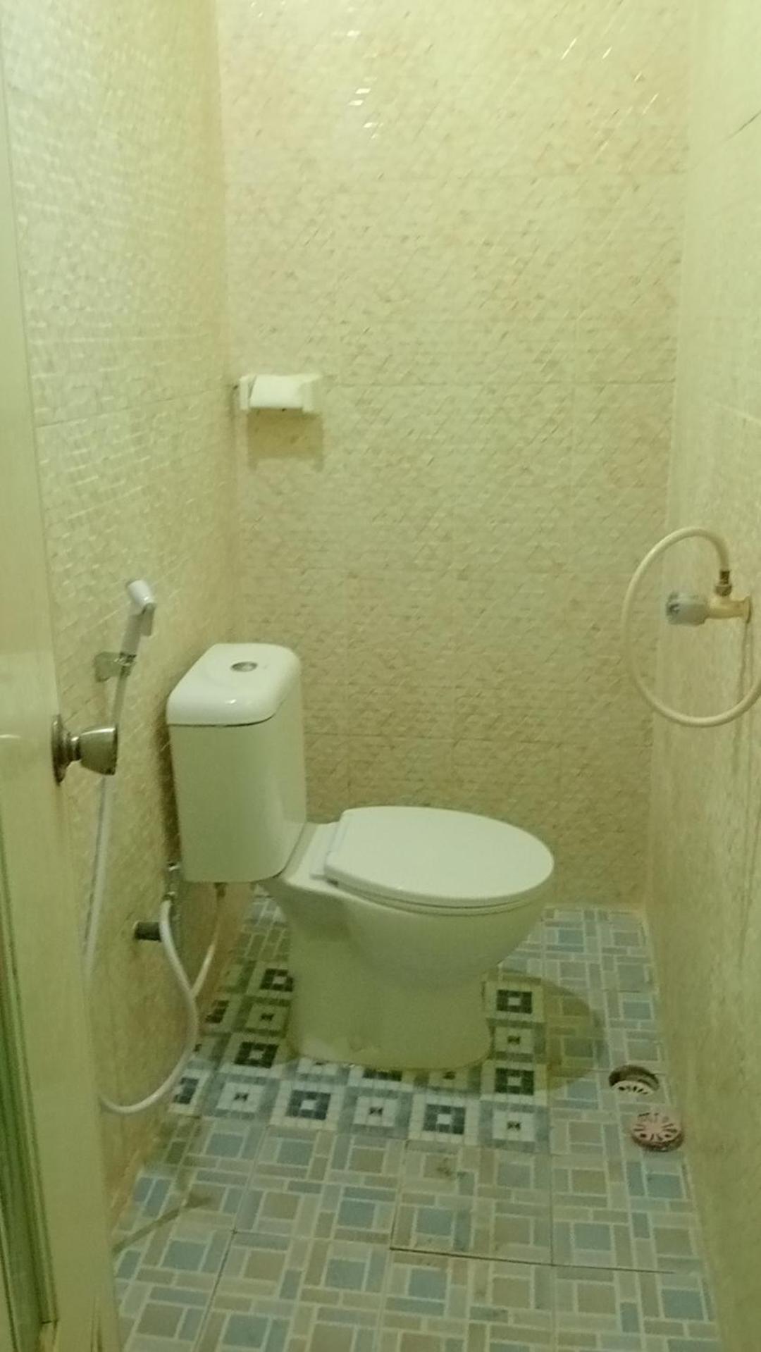 Double Room with Private Bathroom - Photo 10