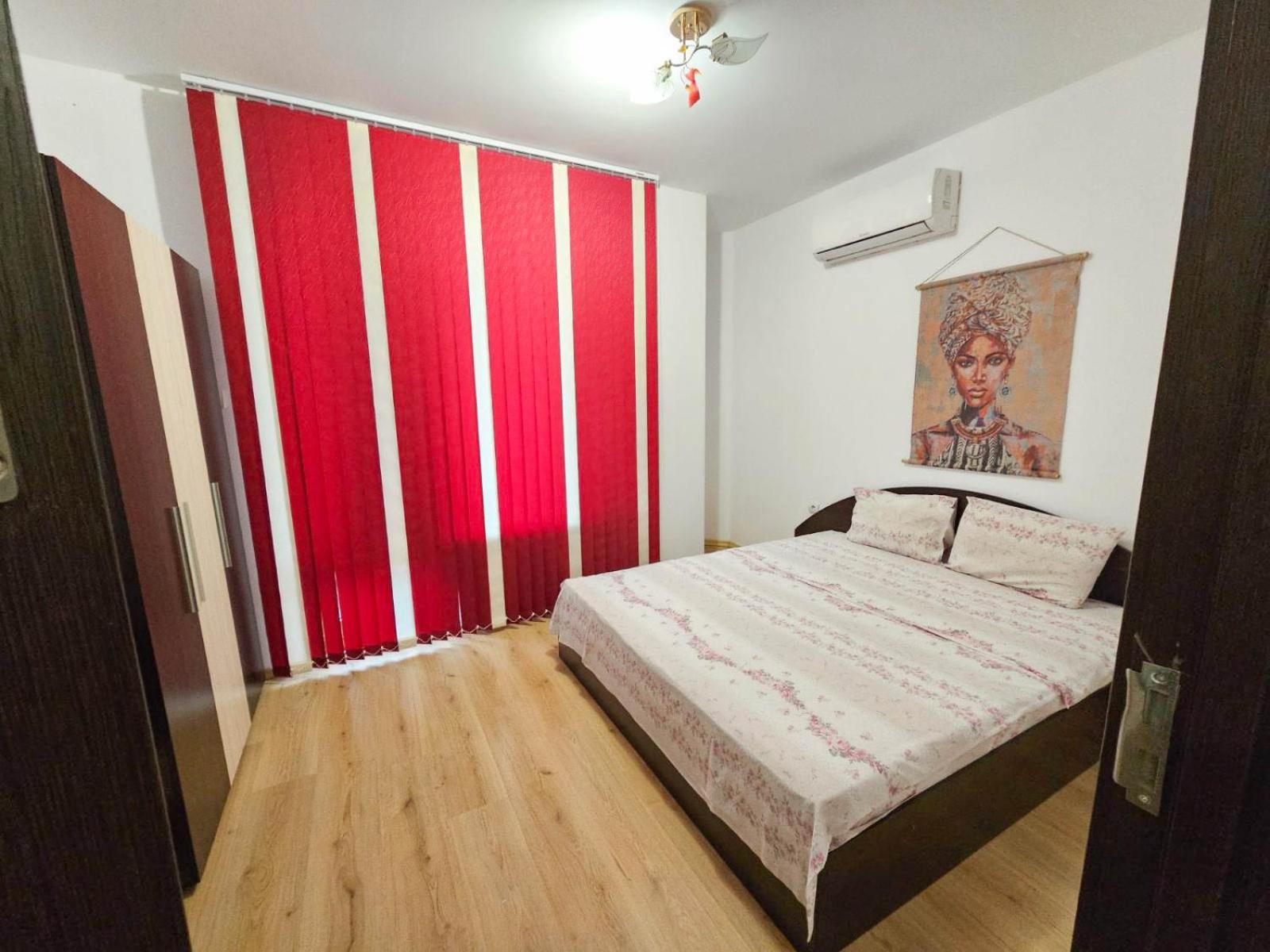 Two-Bedroom Apartment - Photo 28