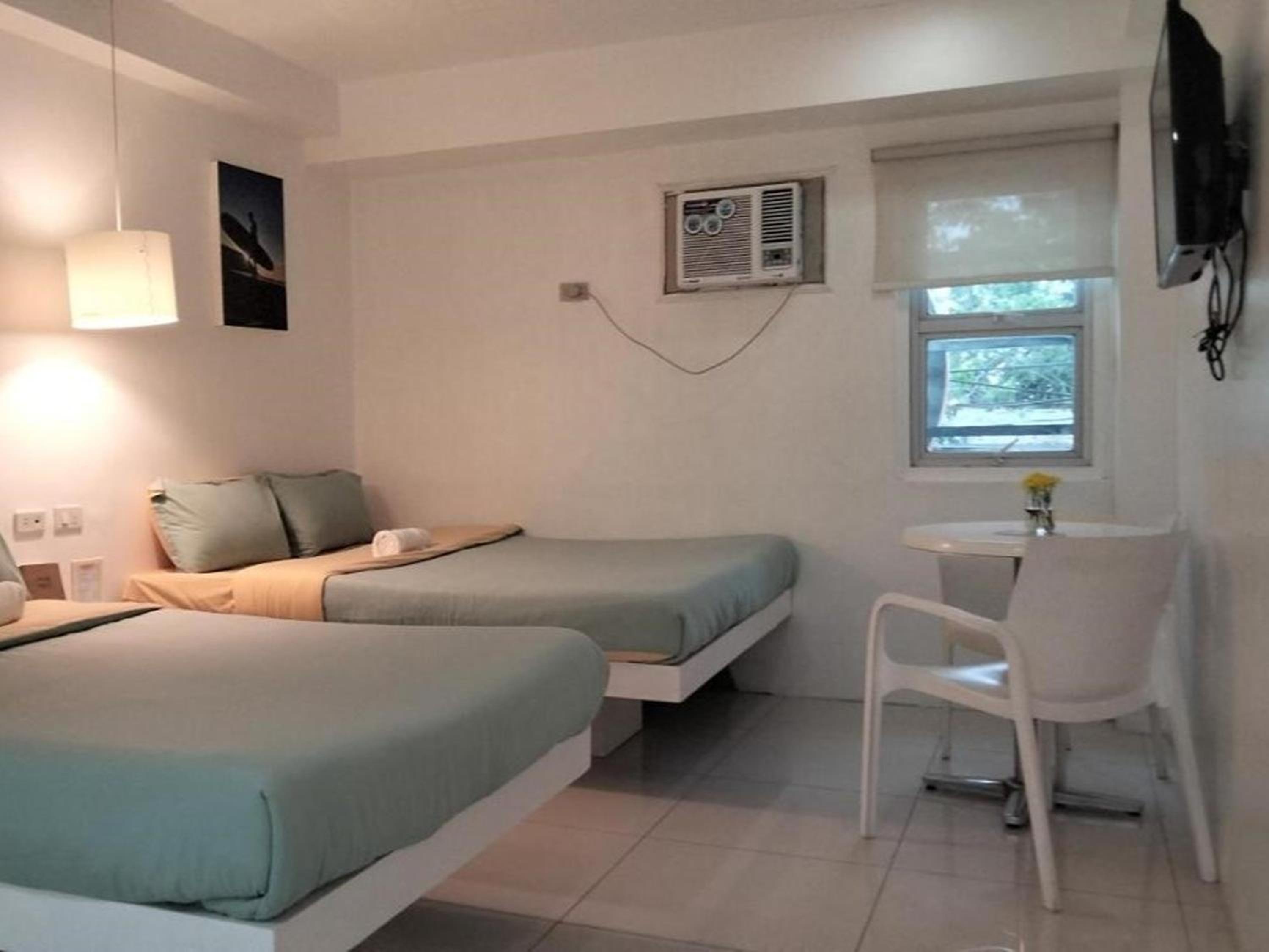 Superior Deluxe Double or Twin Room  - Photo 9