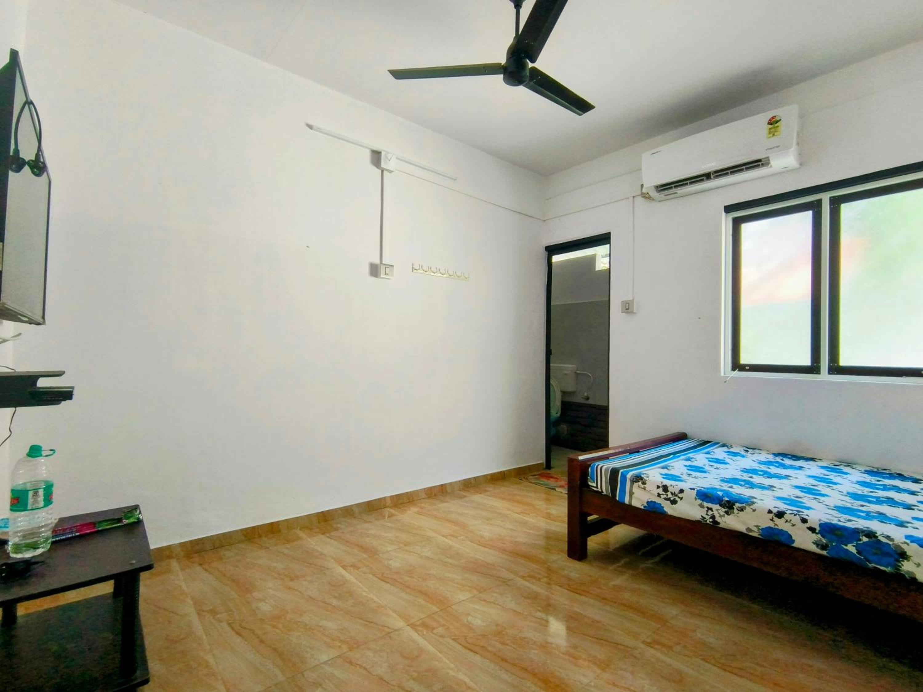 Quadruple Room With Private External Bathroom photo 3