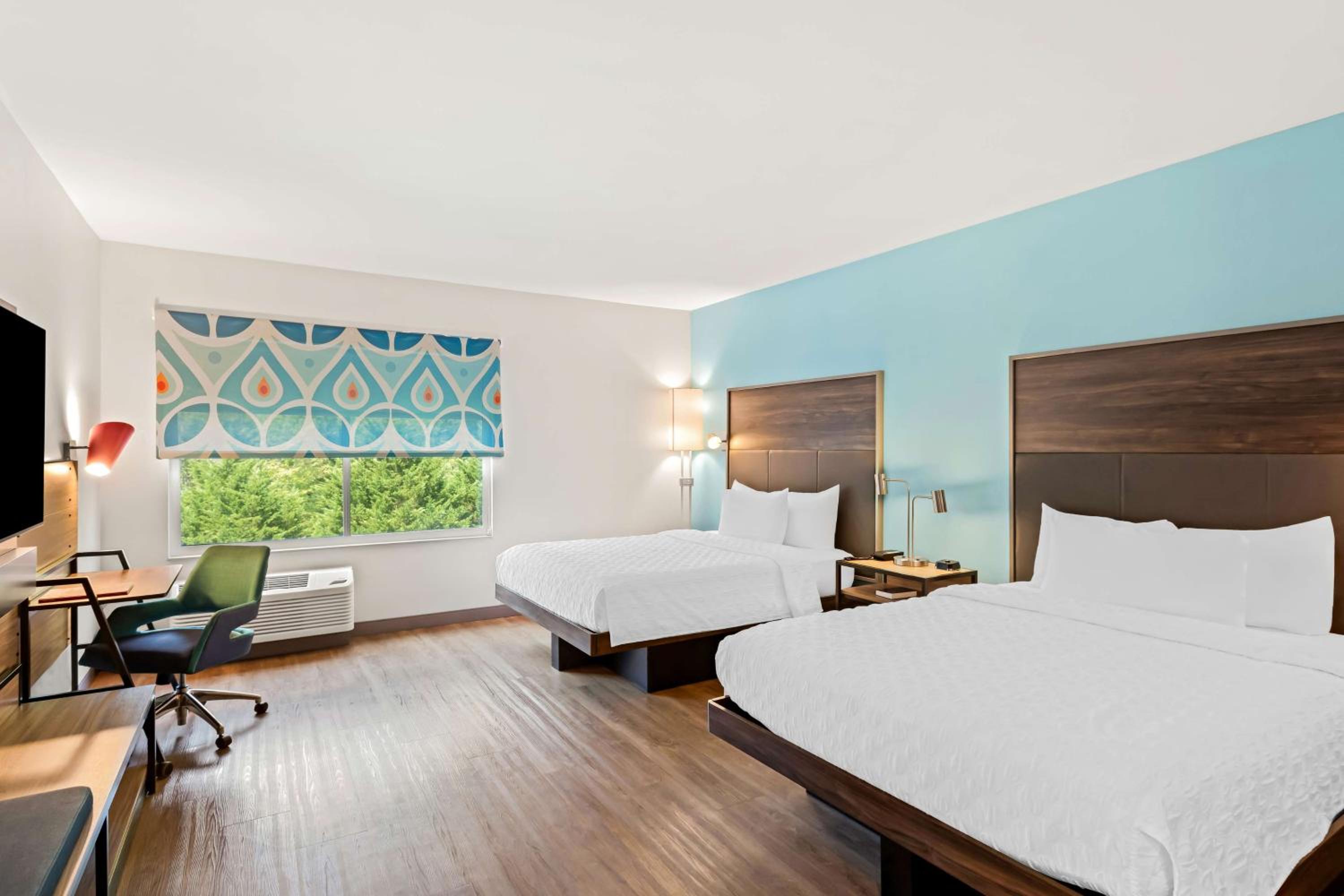 Queen Room with Two Queen Beds - Mobility Access - Photo 1