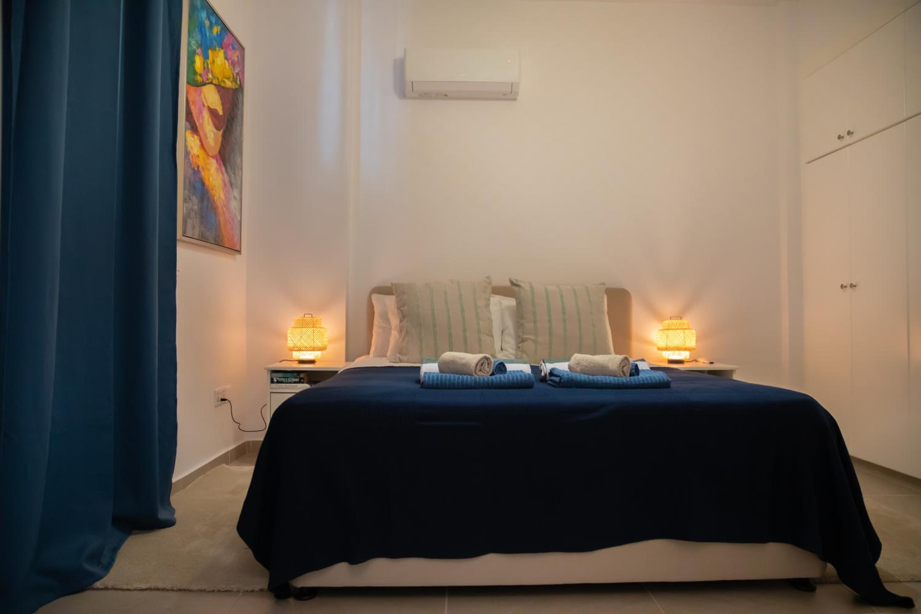 One-Bedroom Apartment with Balcony photo 1