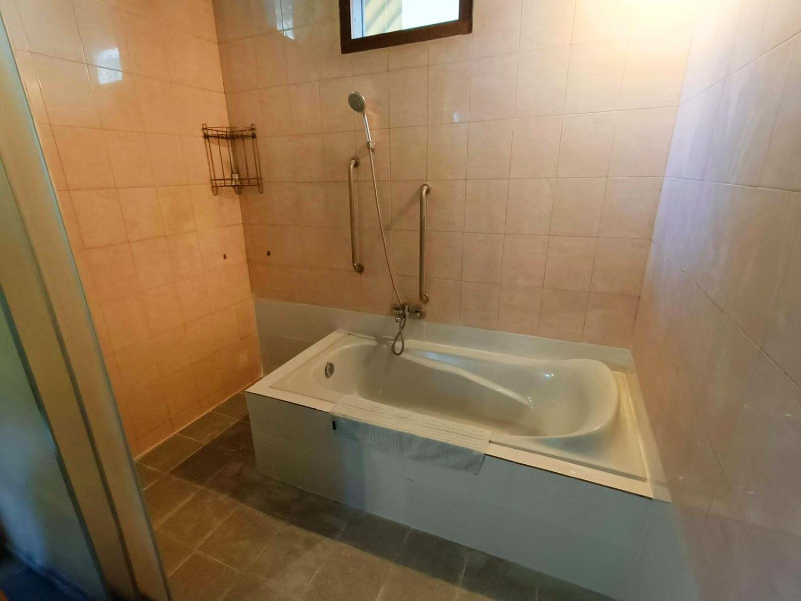 One-Bedroom Villa - Photo 11