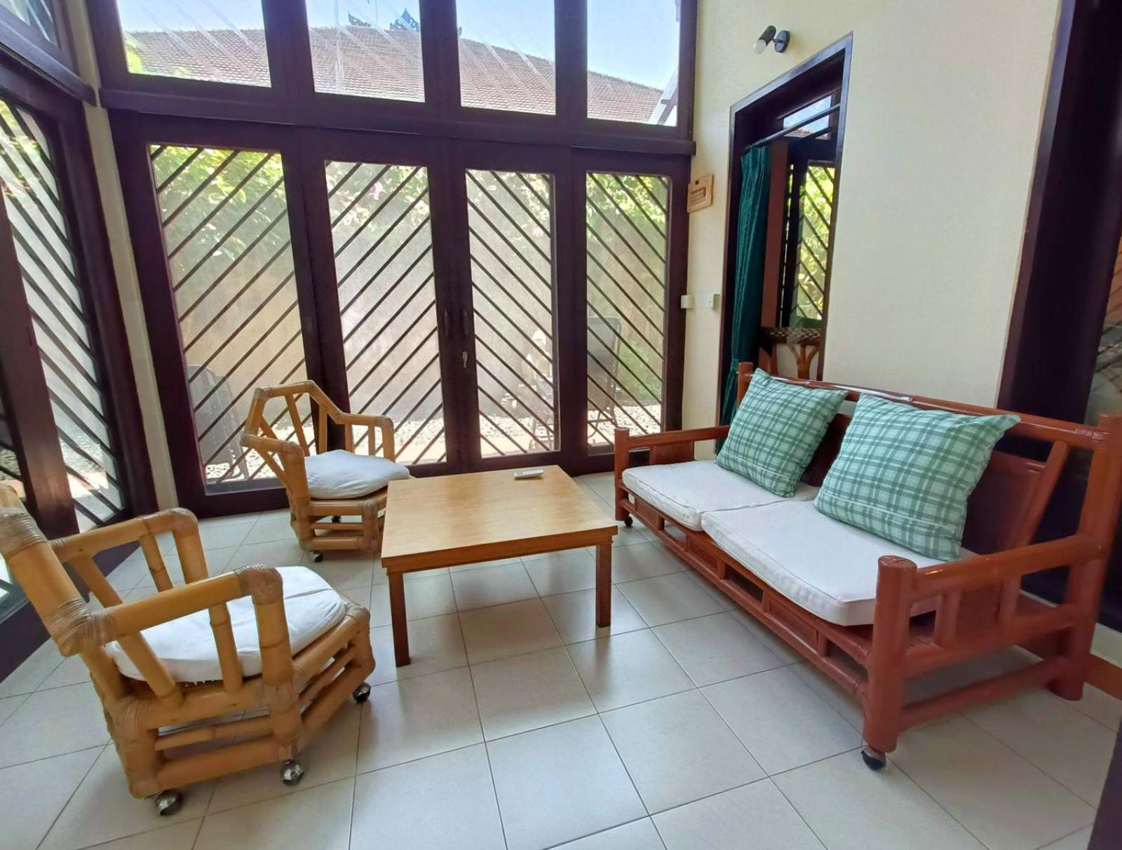 One-Bedroom Villa - Photo 6
