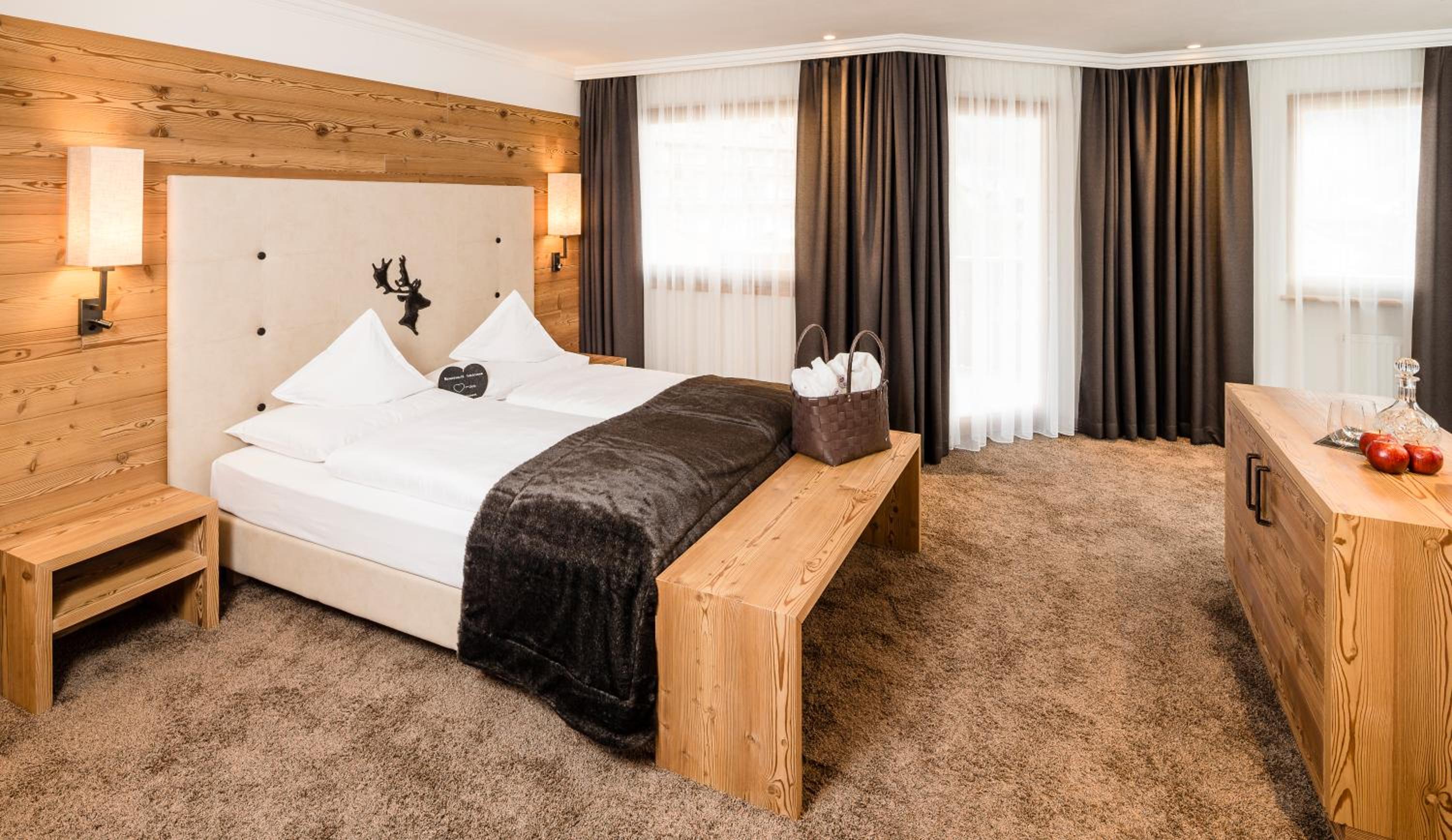 Deluxe Junior Suite