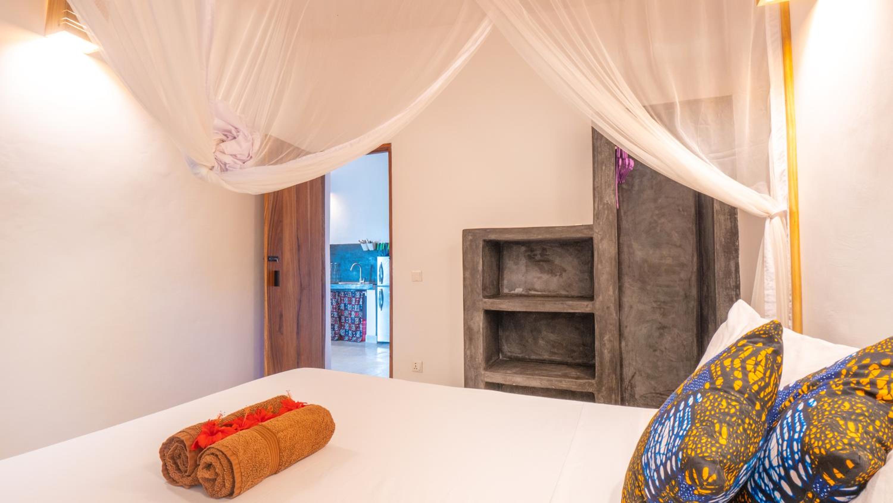 Two-Bedroom Villa - Photo 36