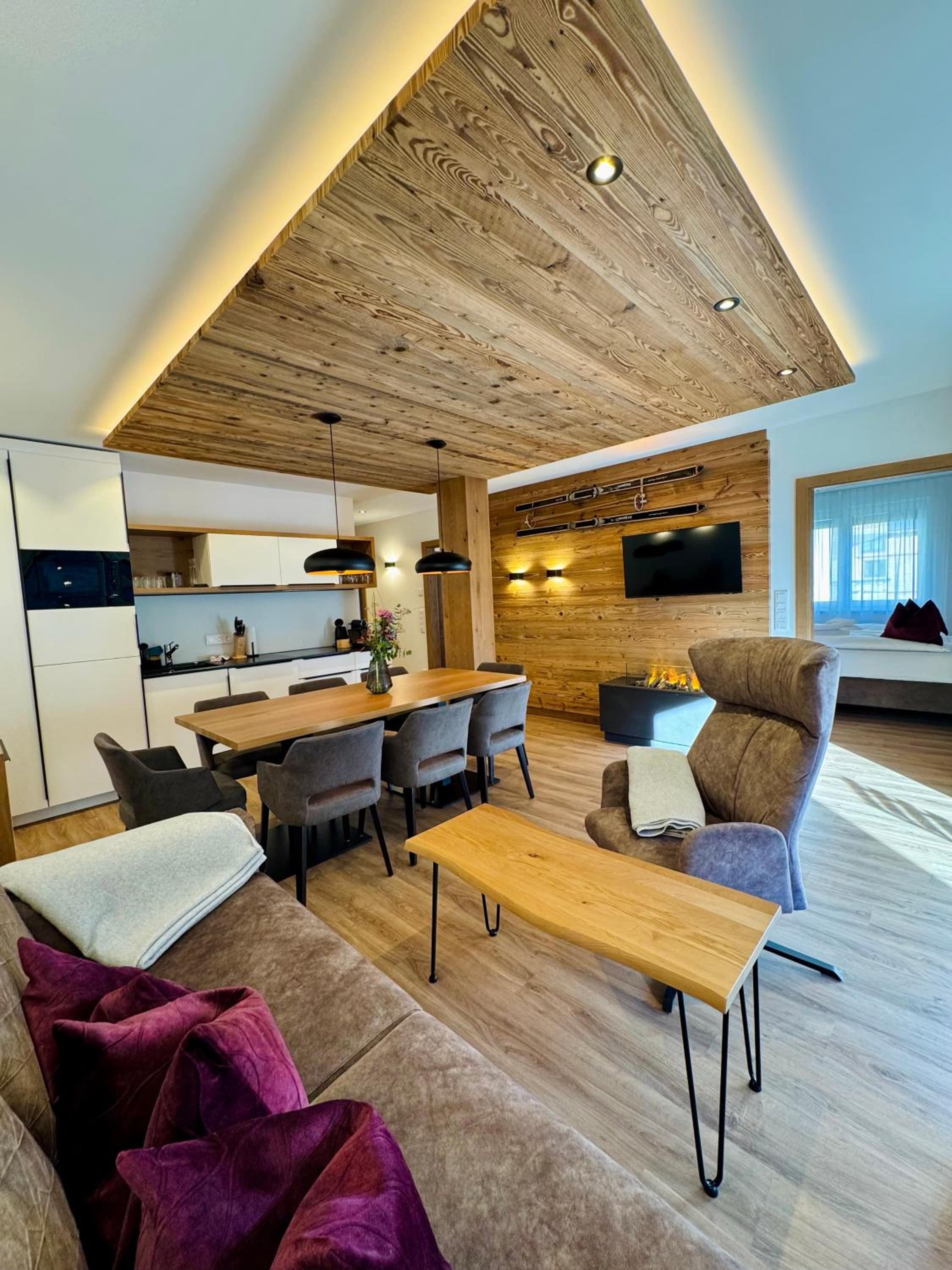 Deluxe Apartment 4.04 photo 1