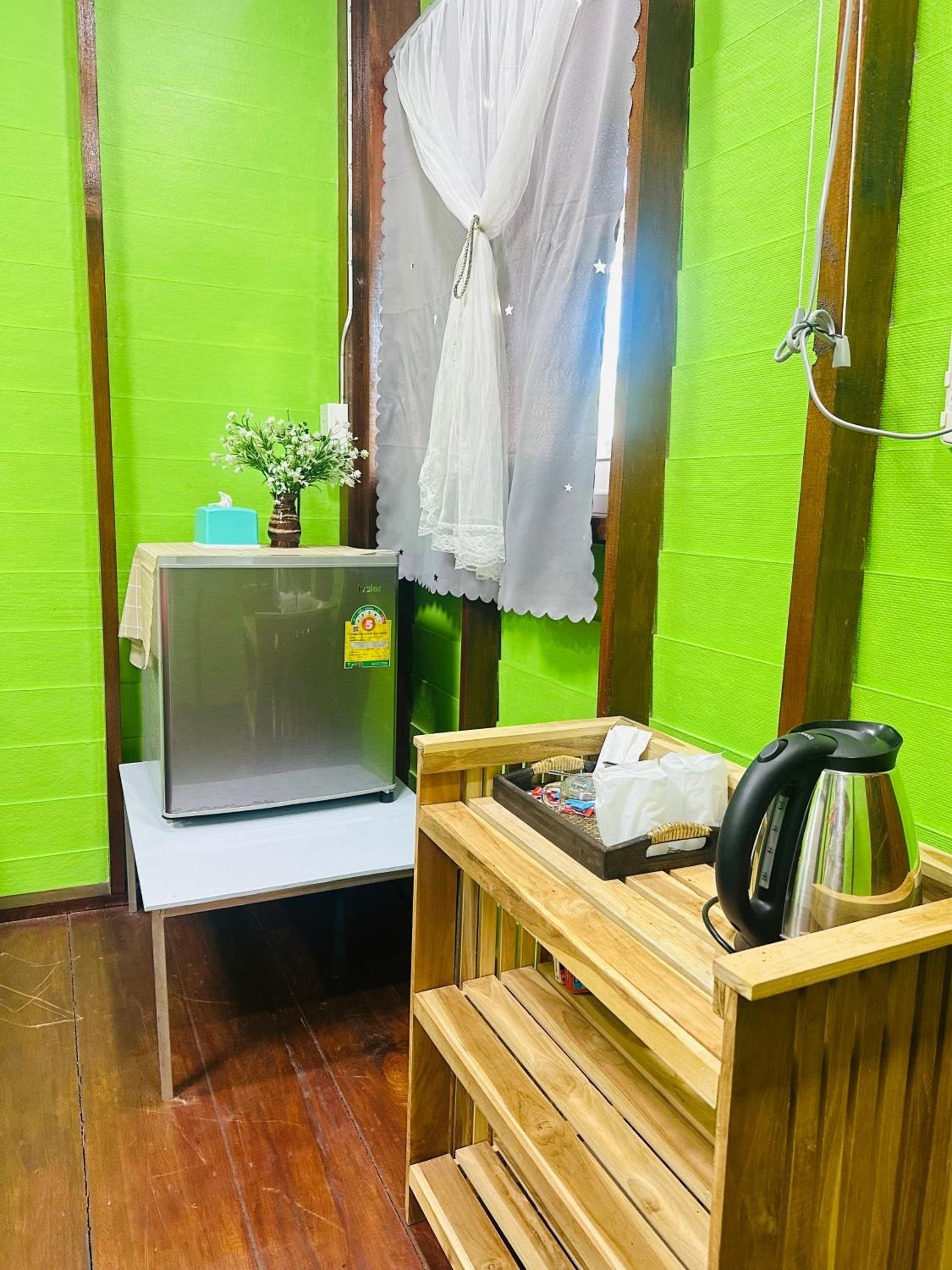 Standard Double Room - Photo 9