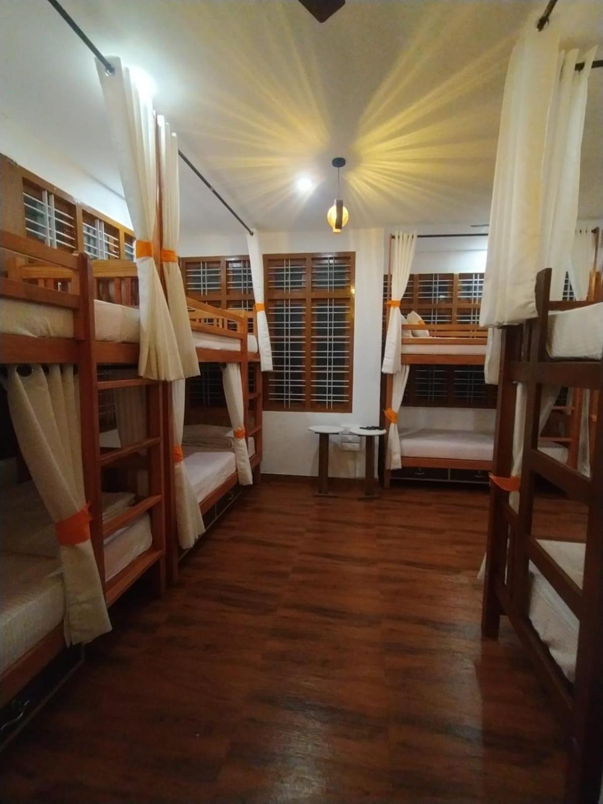 Mixed Dormitory Room photo 1