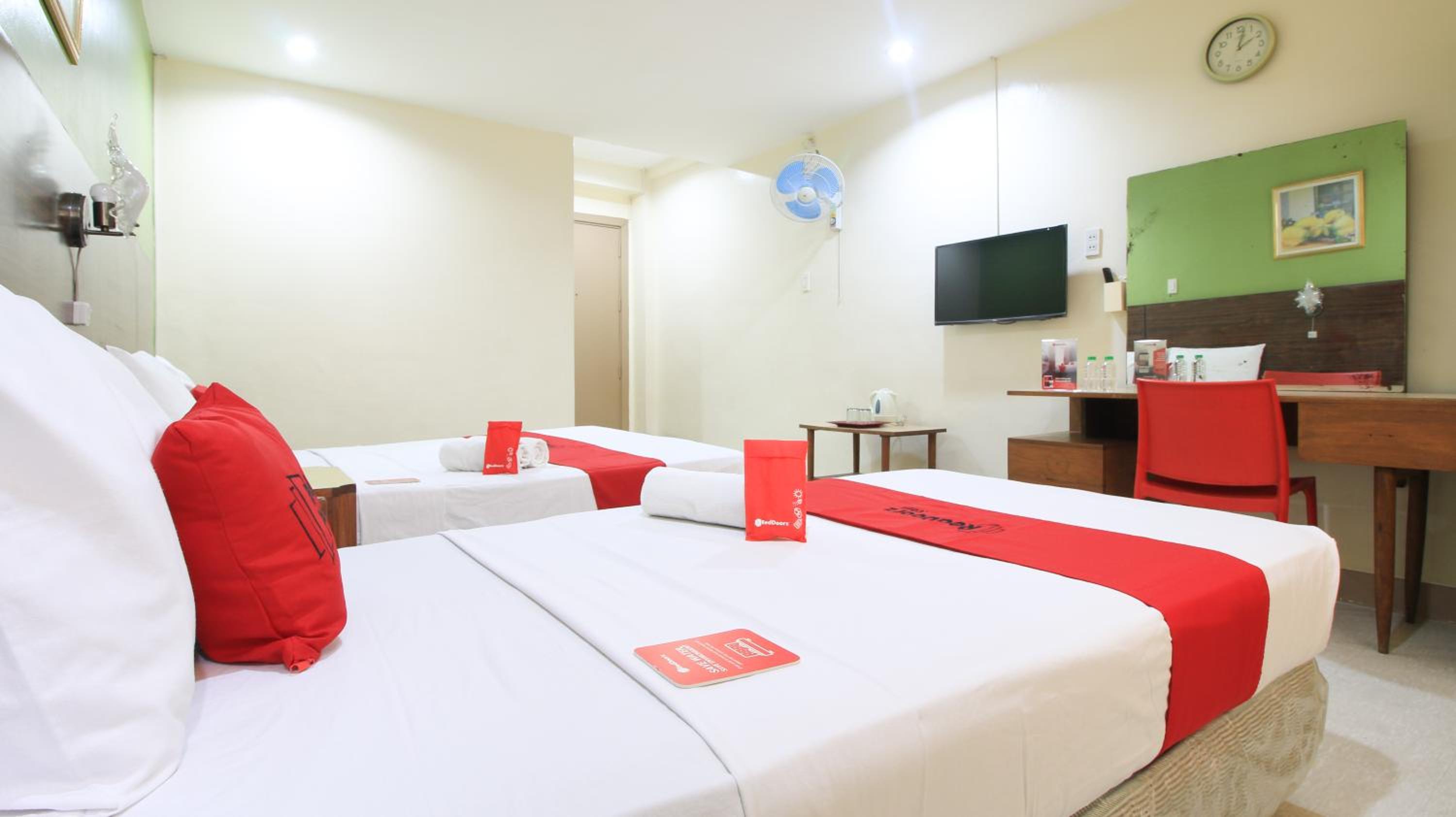 Triple Room - Photo 16