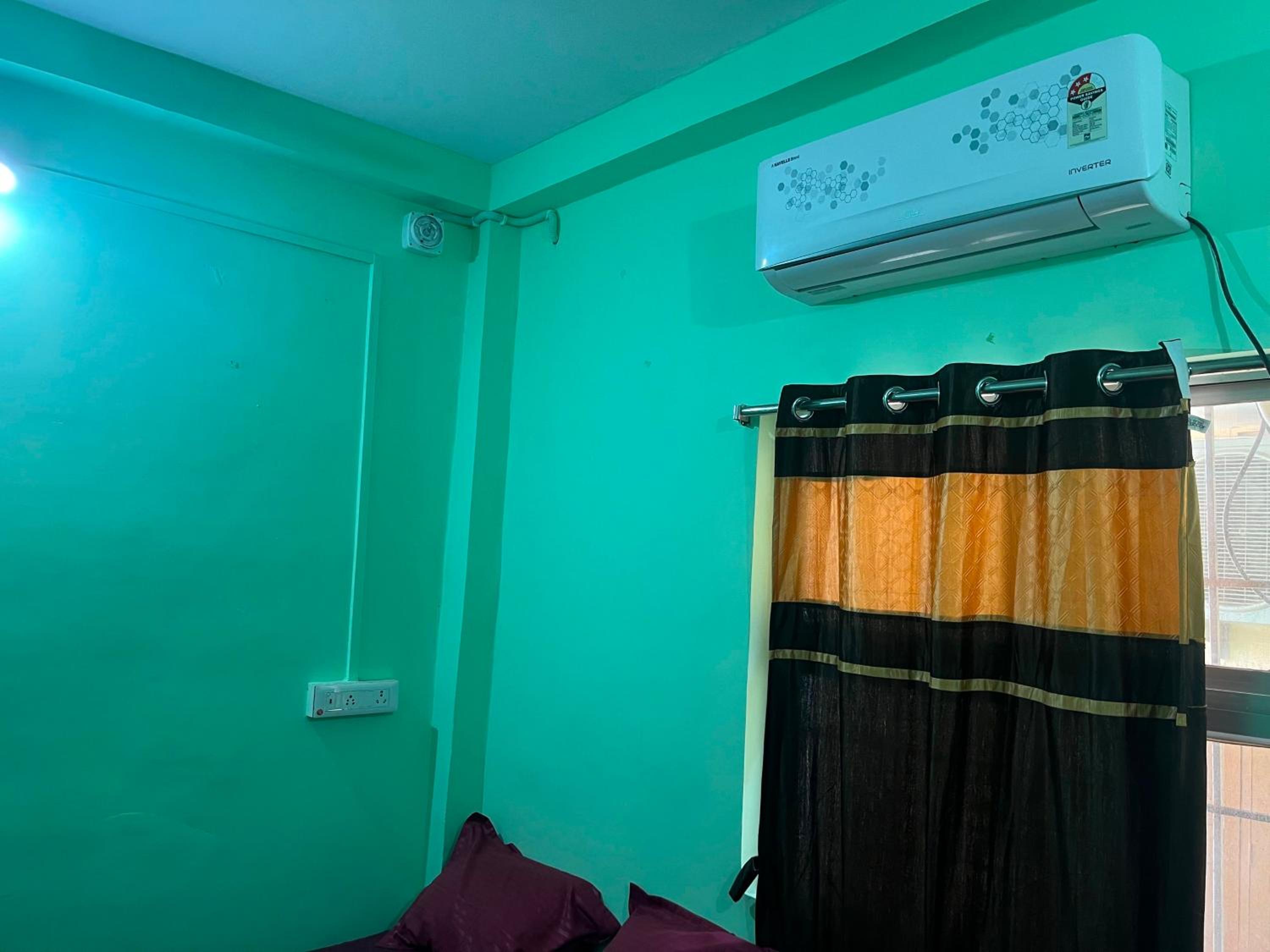 Classic Triple Room photo 3
