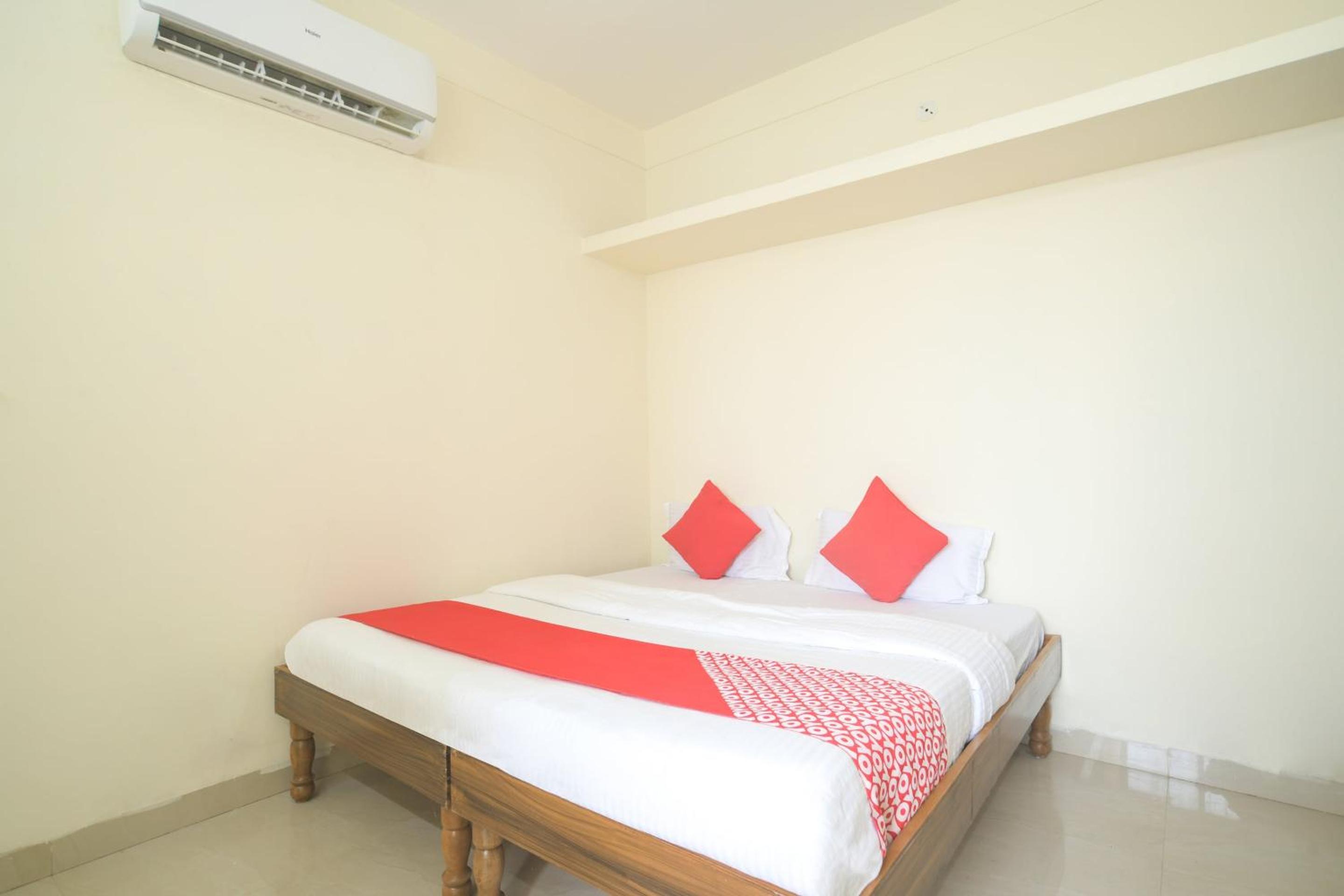 Classic Triple Room
