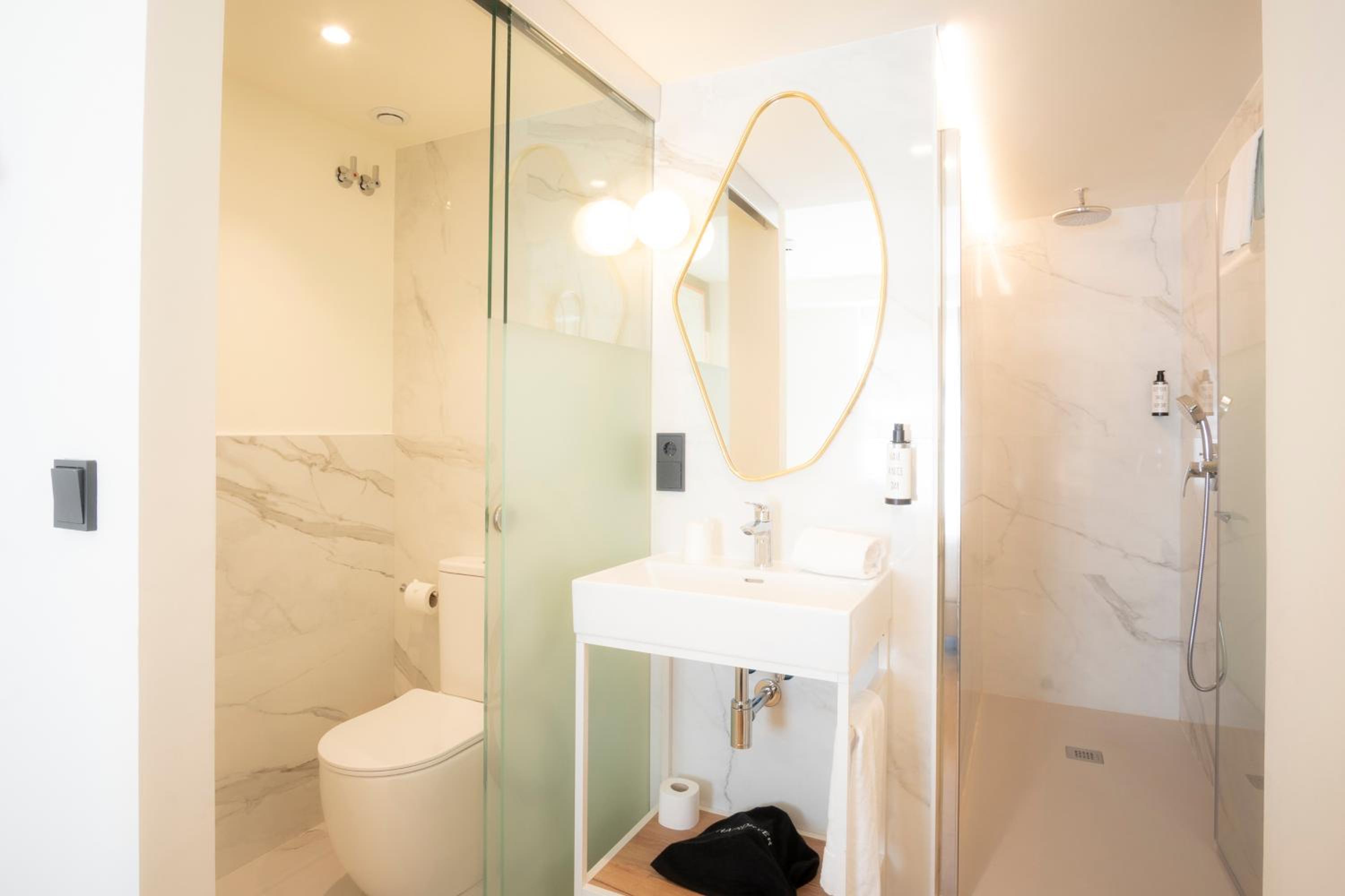 Standard Double or Twin Room photo 2