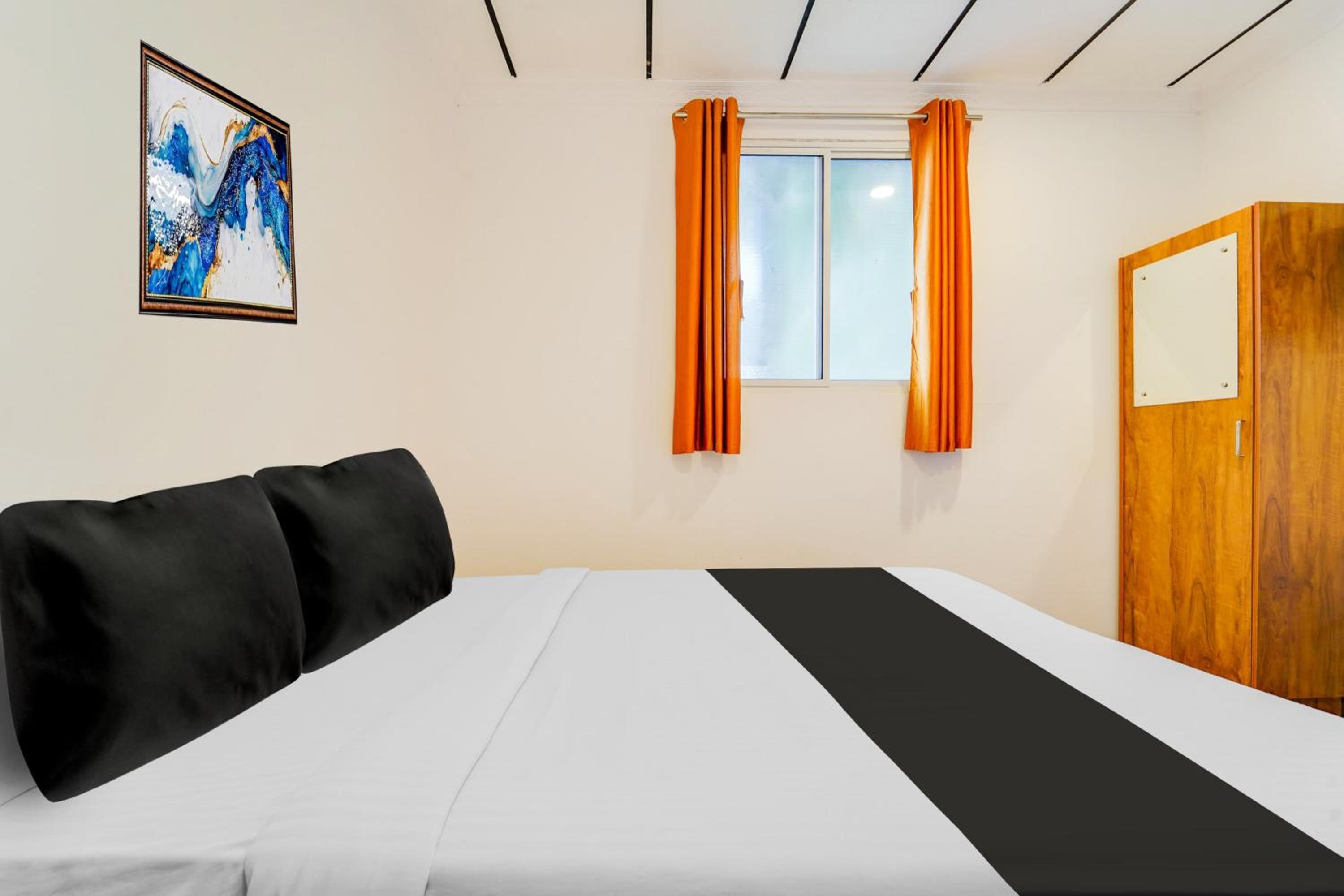 Standard Double Room photo 3