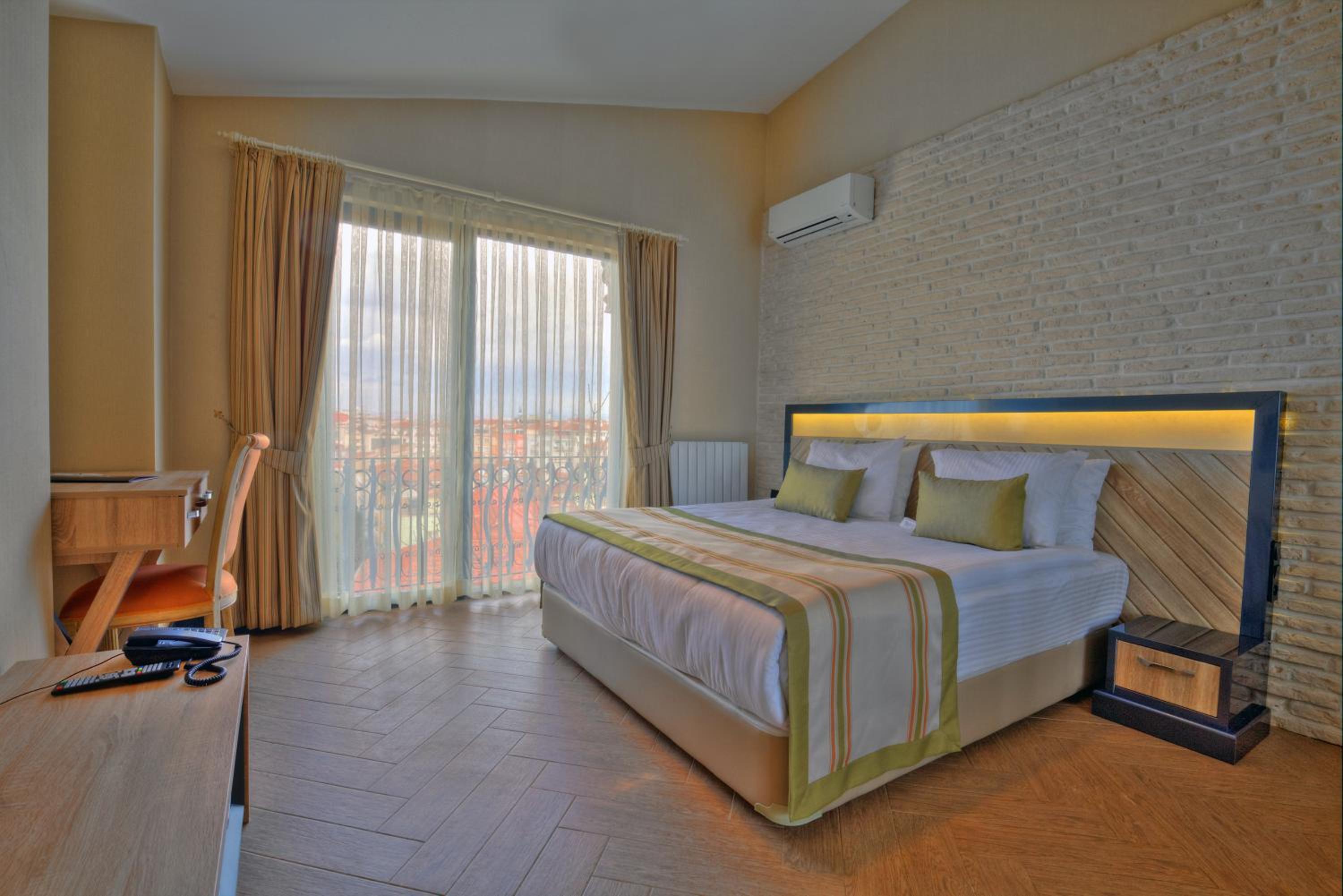 Duplex Family Suite