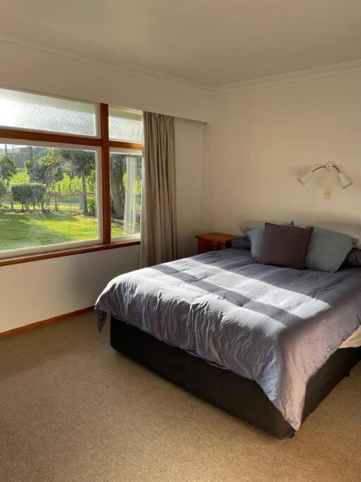 Three-Bedroom House photo 3