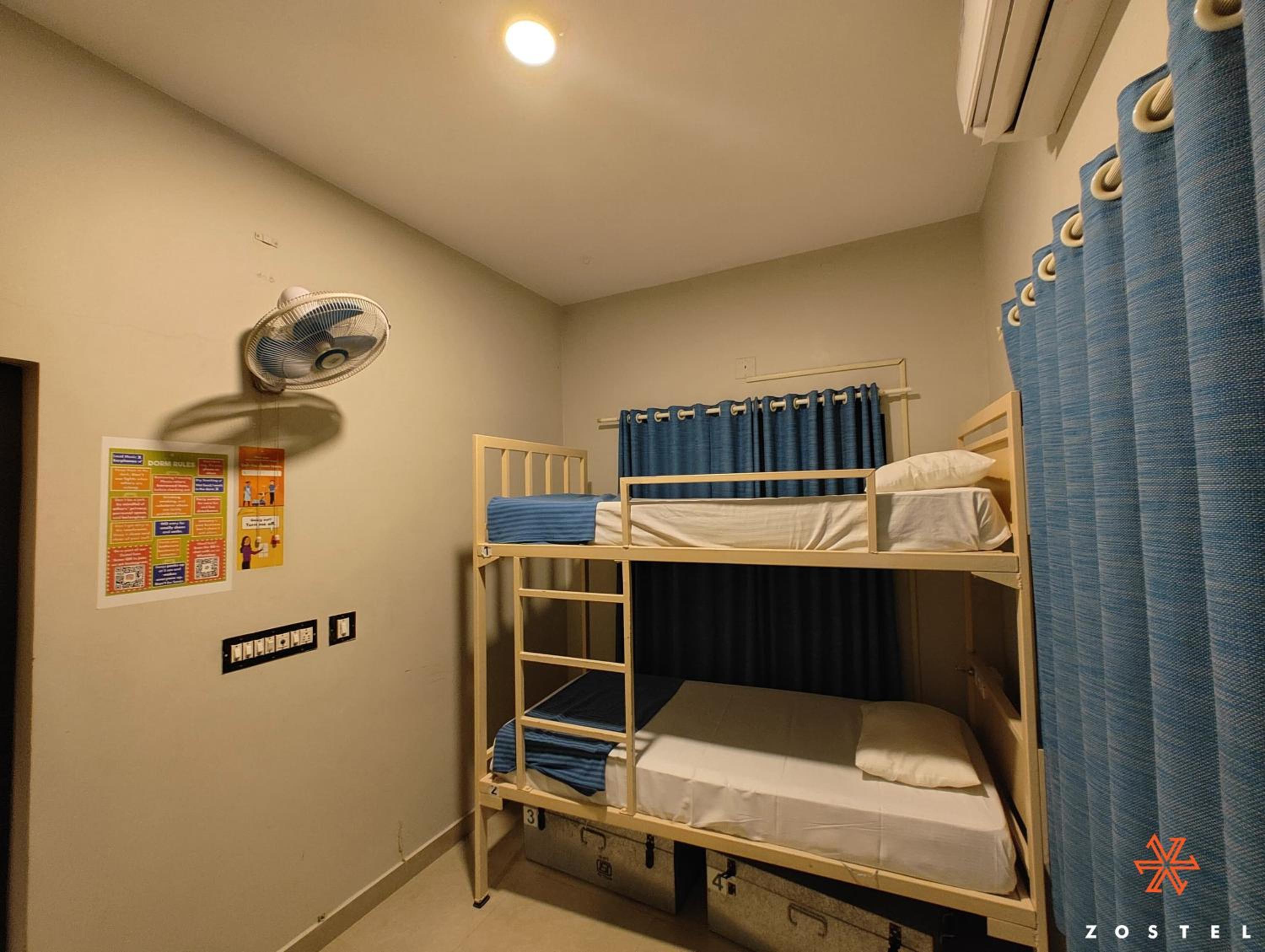 Bed in 2-Bed Mixed Dormitory Room photo 3