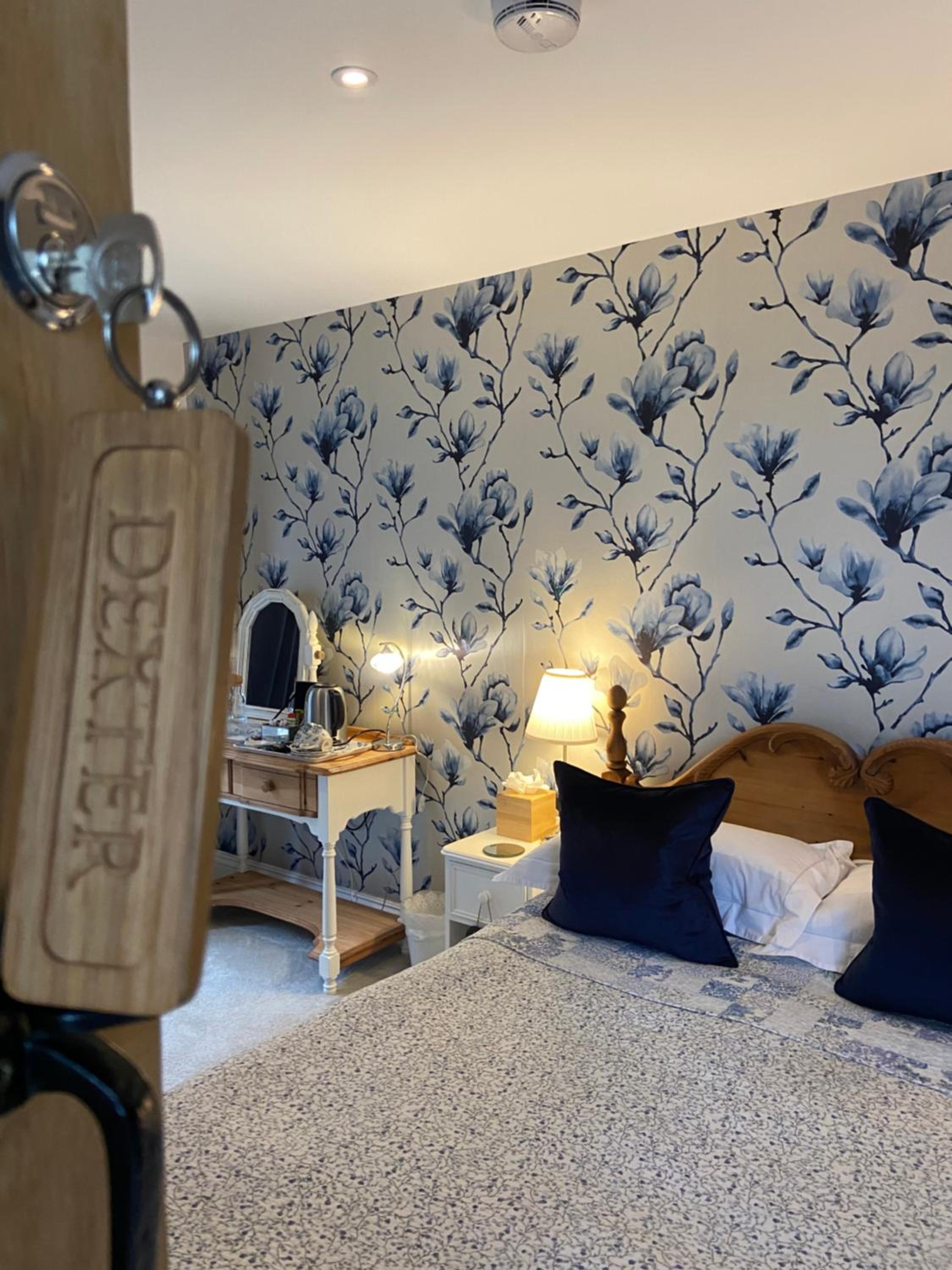 Deluxe Double Room - Photo 13