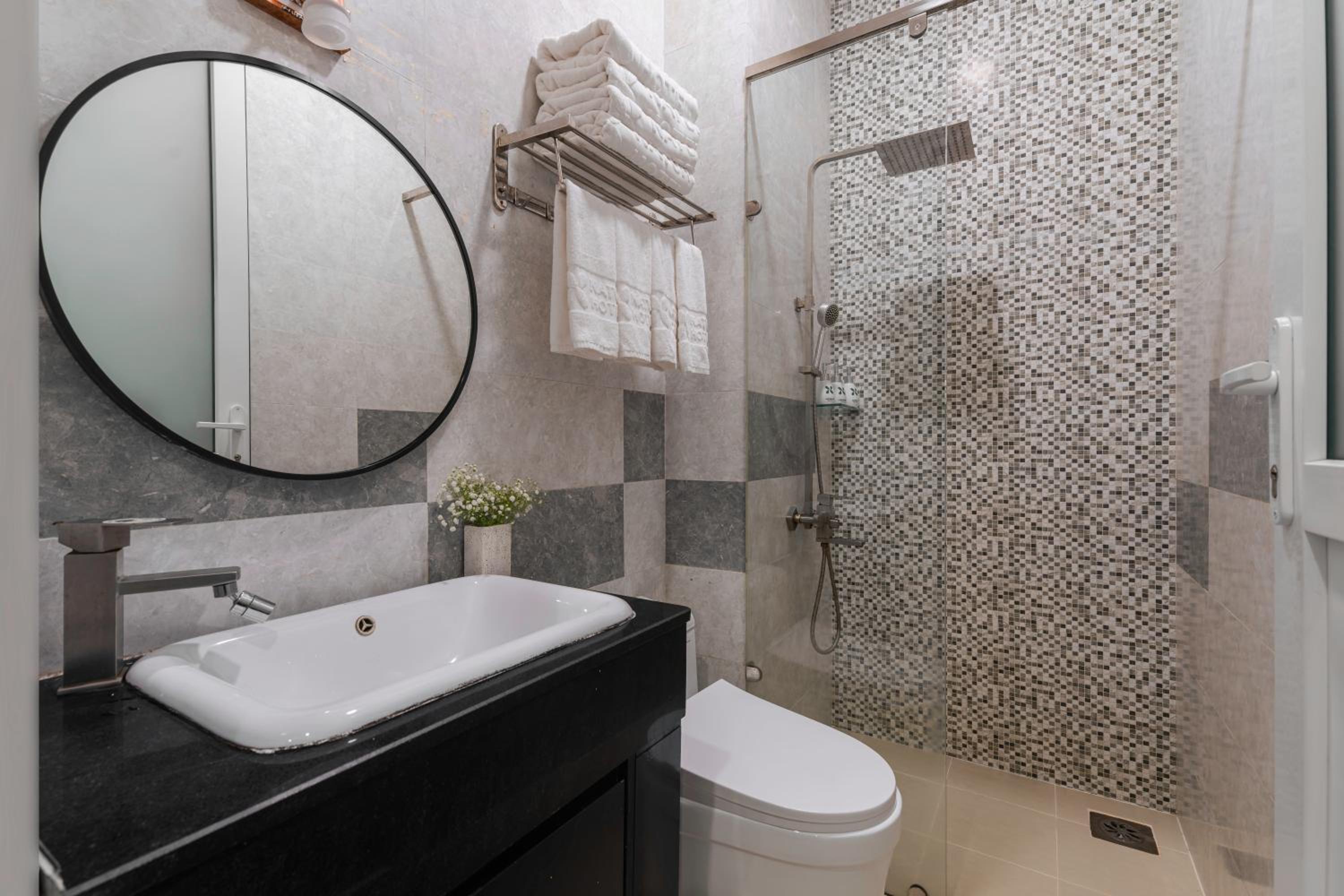 Triple Room with Balcony - Photo 2