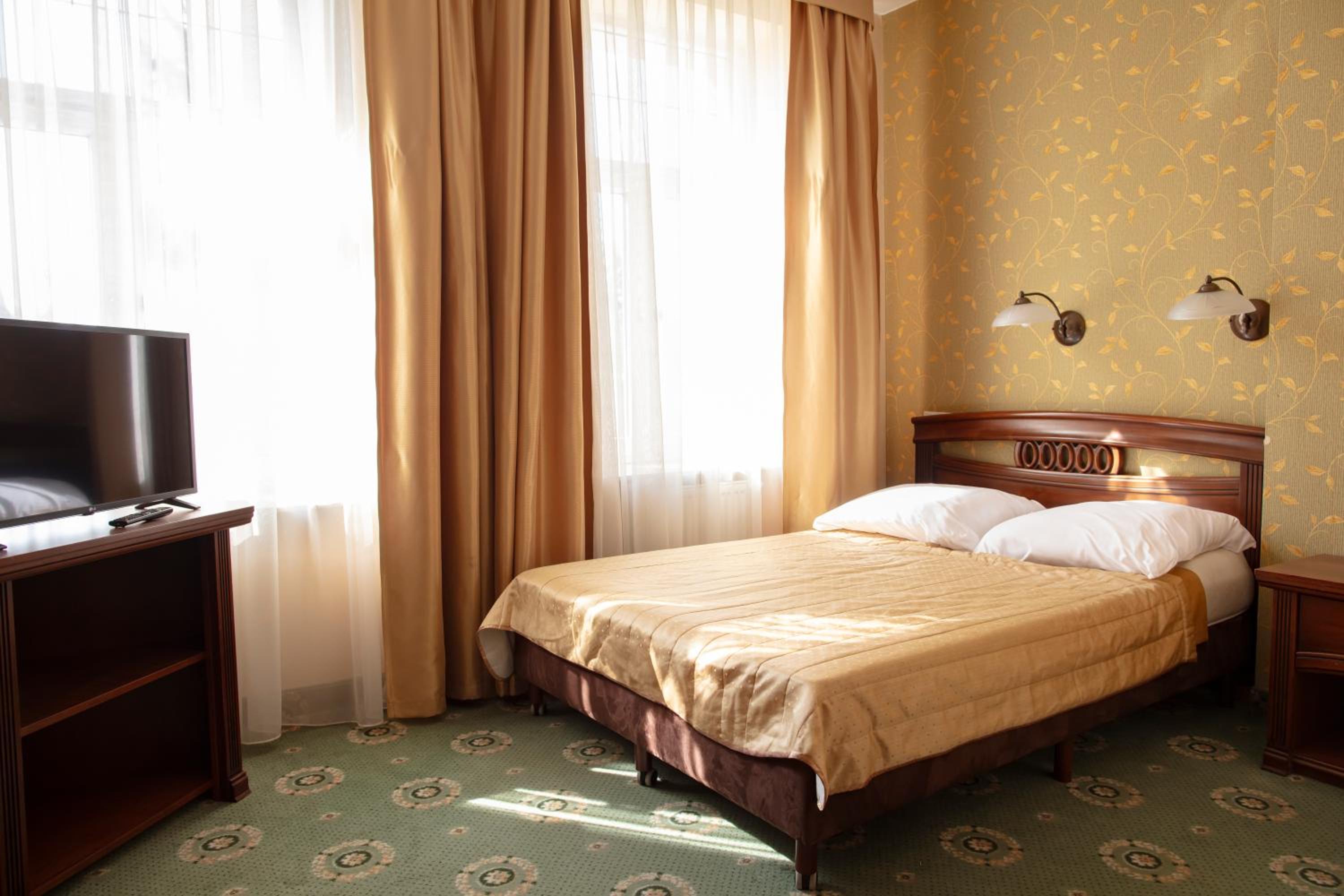 Double Room - Photo 4