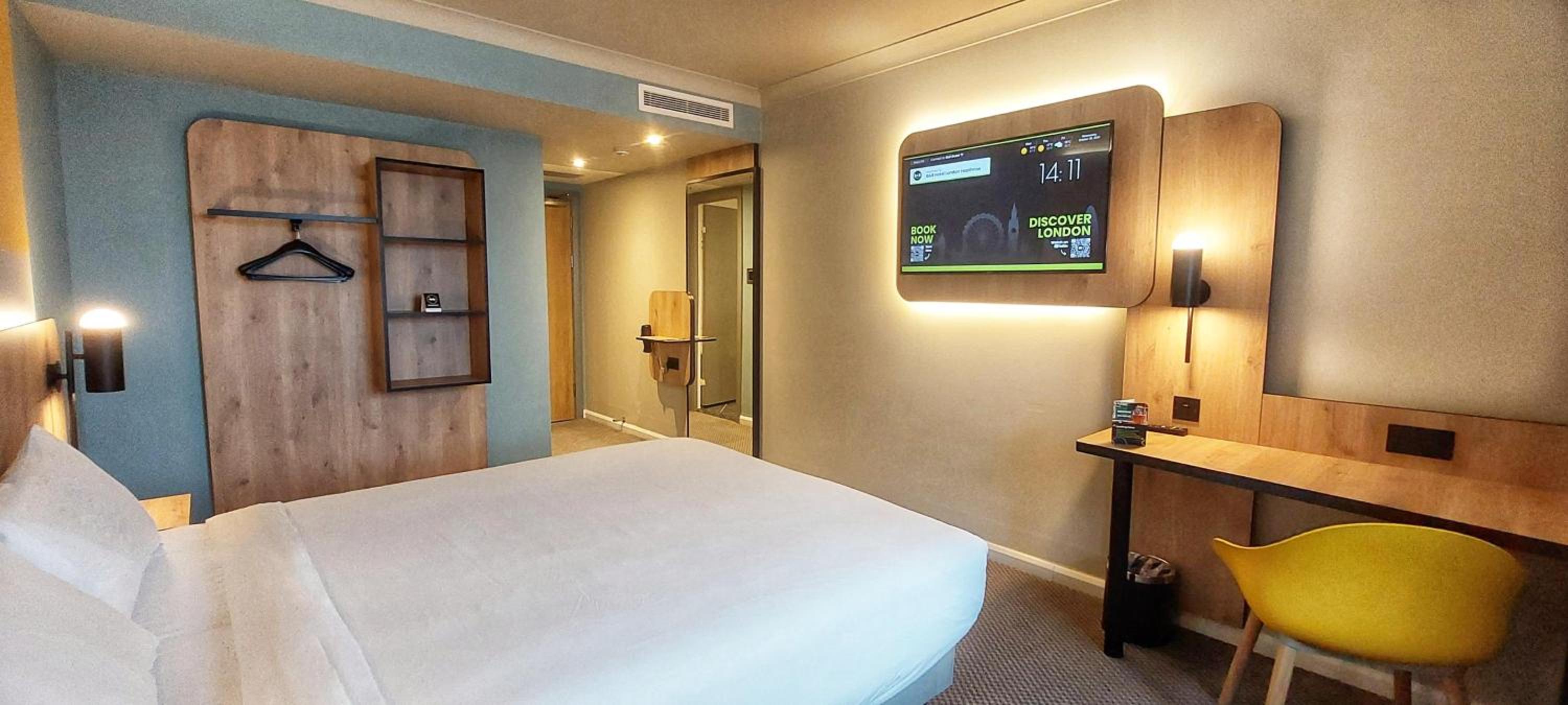 Double Room - Photo 5