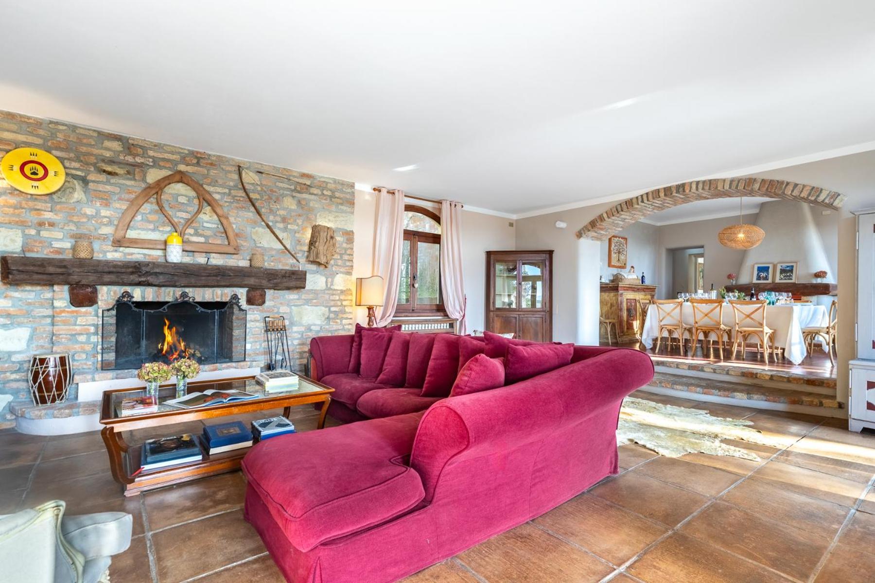 Six-Bedroom Villa  photo 1