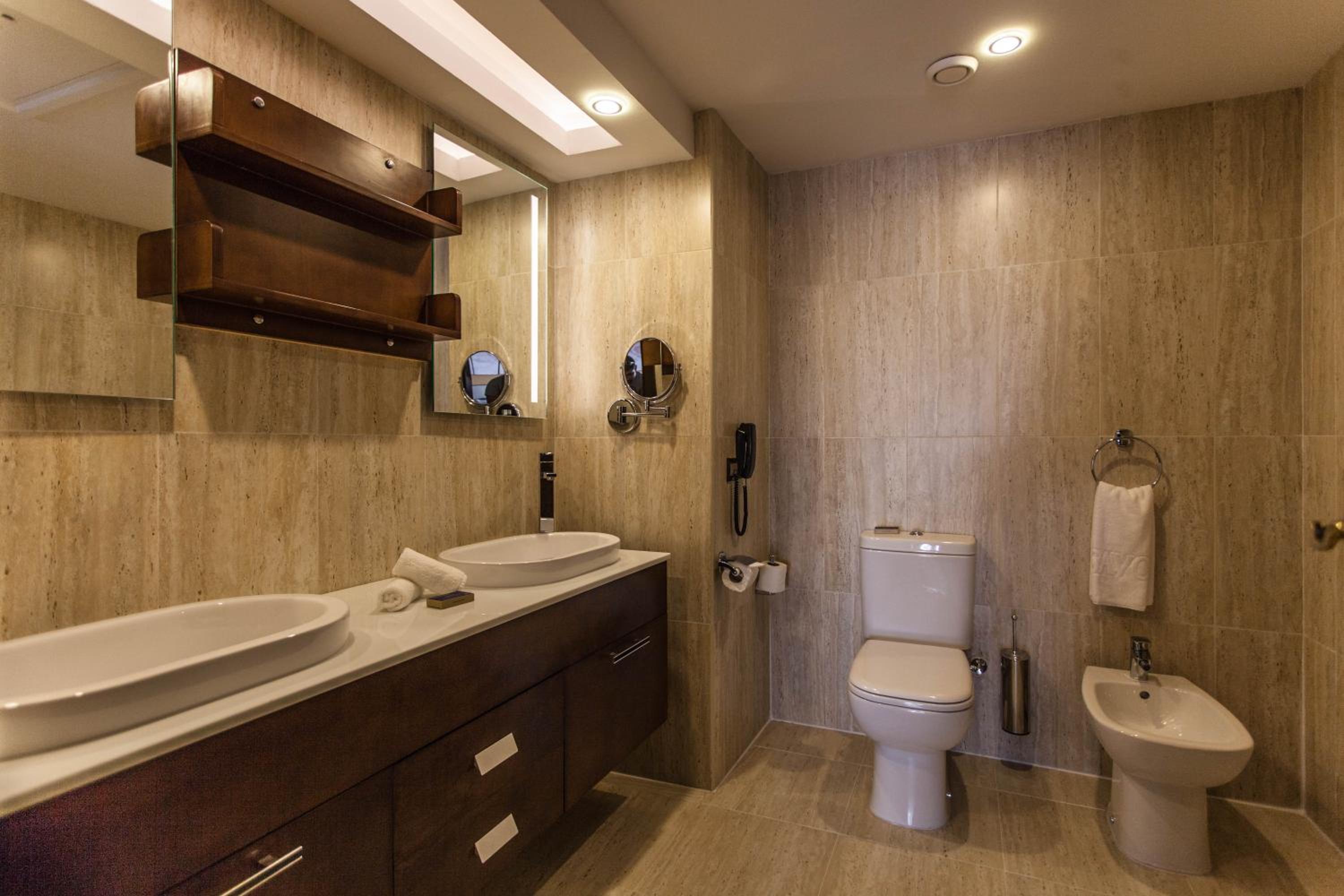 One-Bedroom Suite