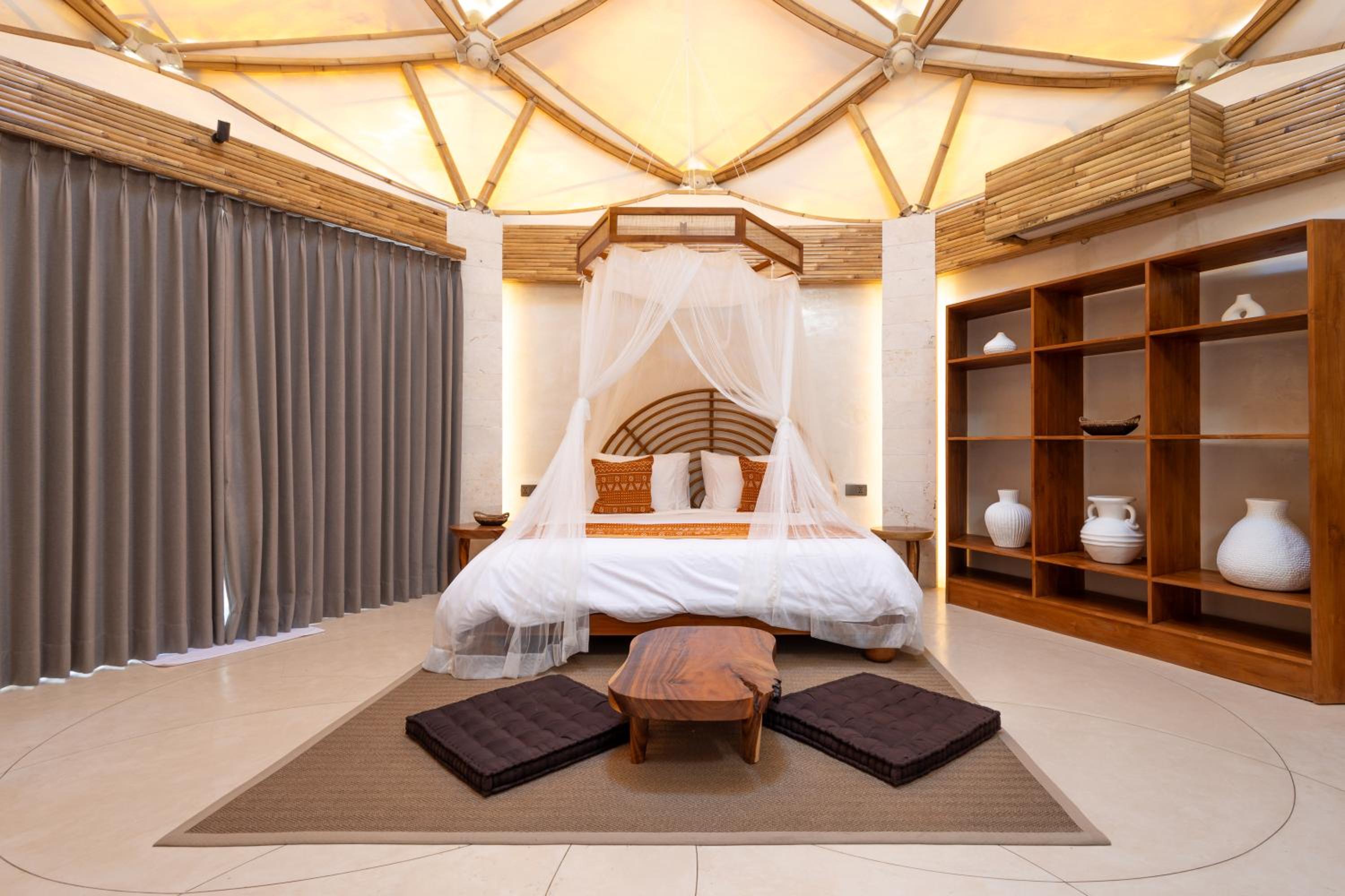 King Suite with Pool View photo 1