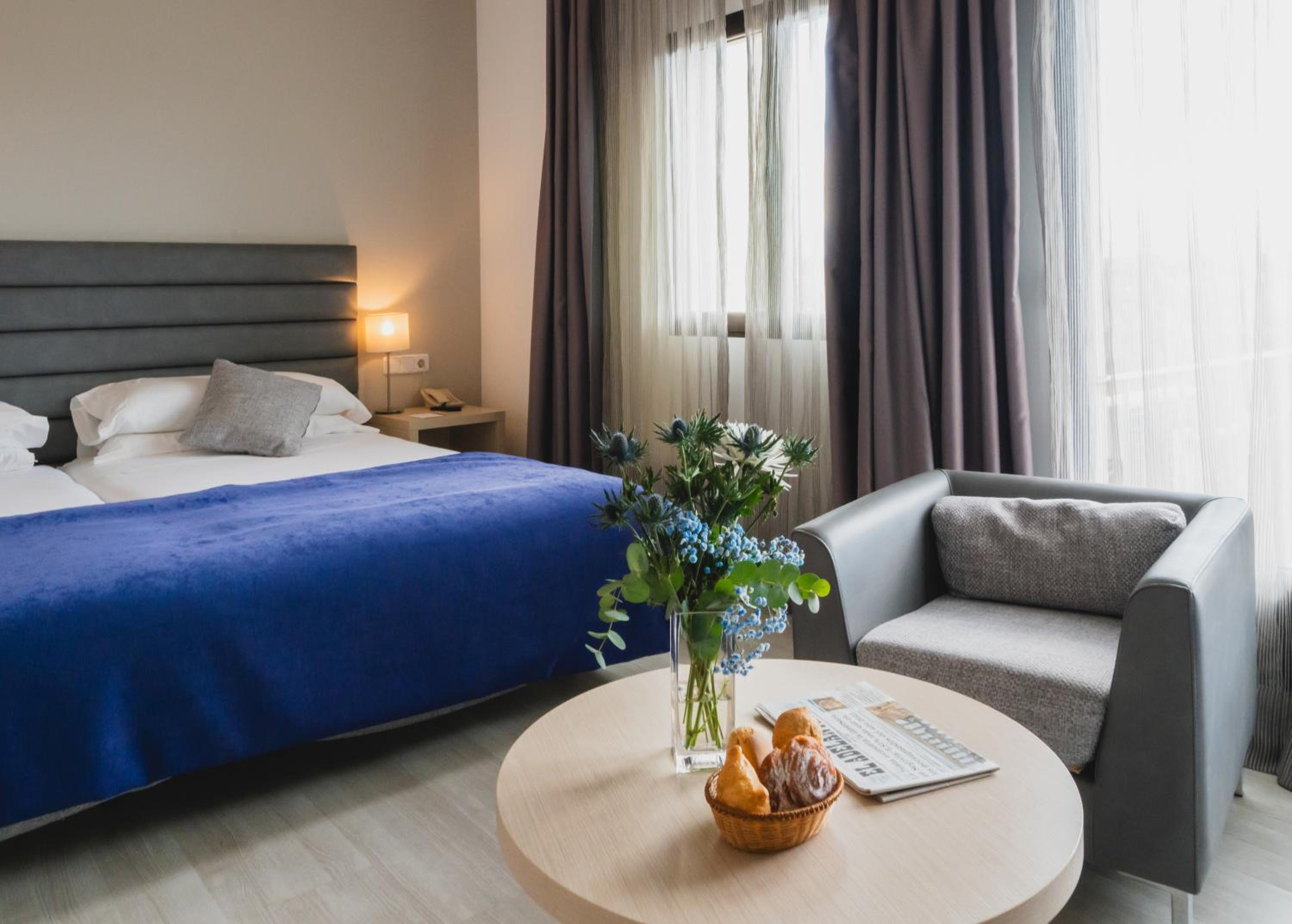 Double or Twin Room - Photo 1
