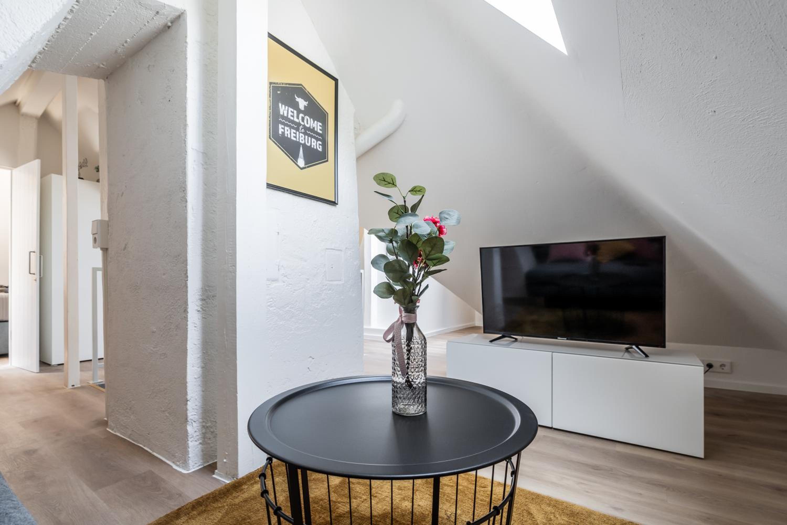 Studio Apartment