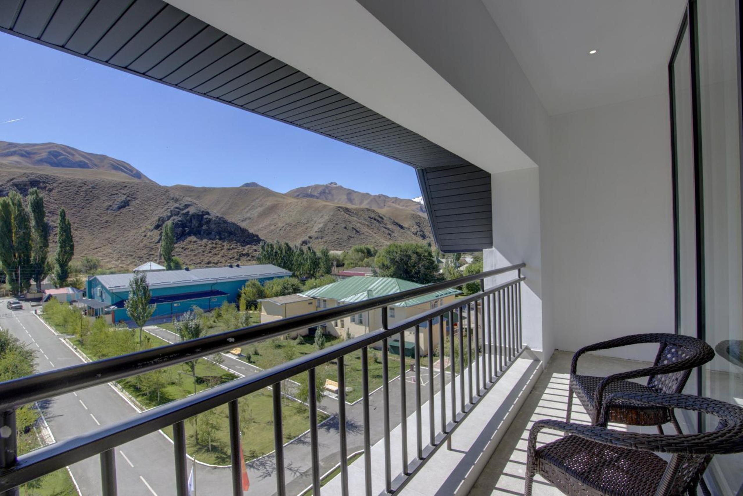 Family Suite with Balcony photo 3