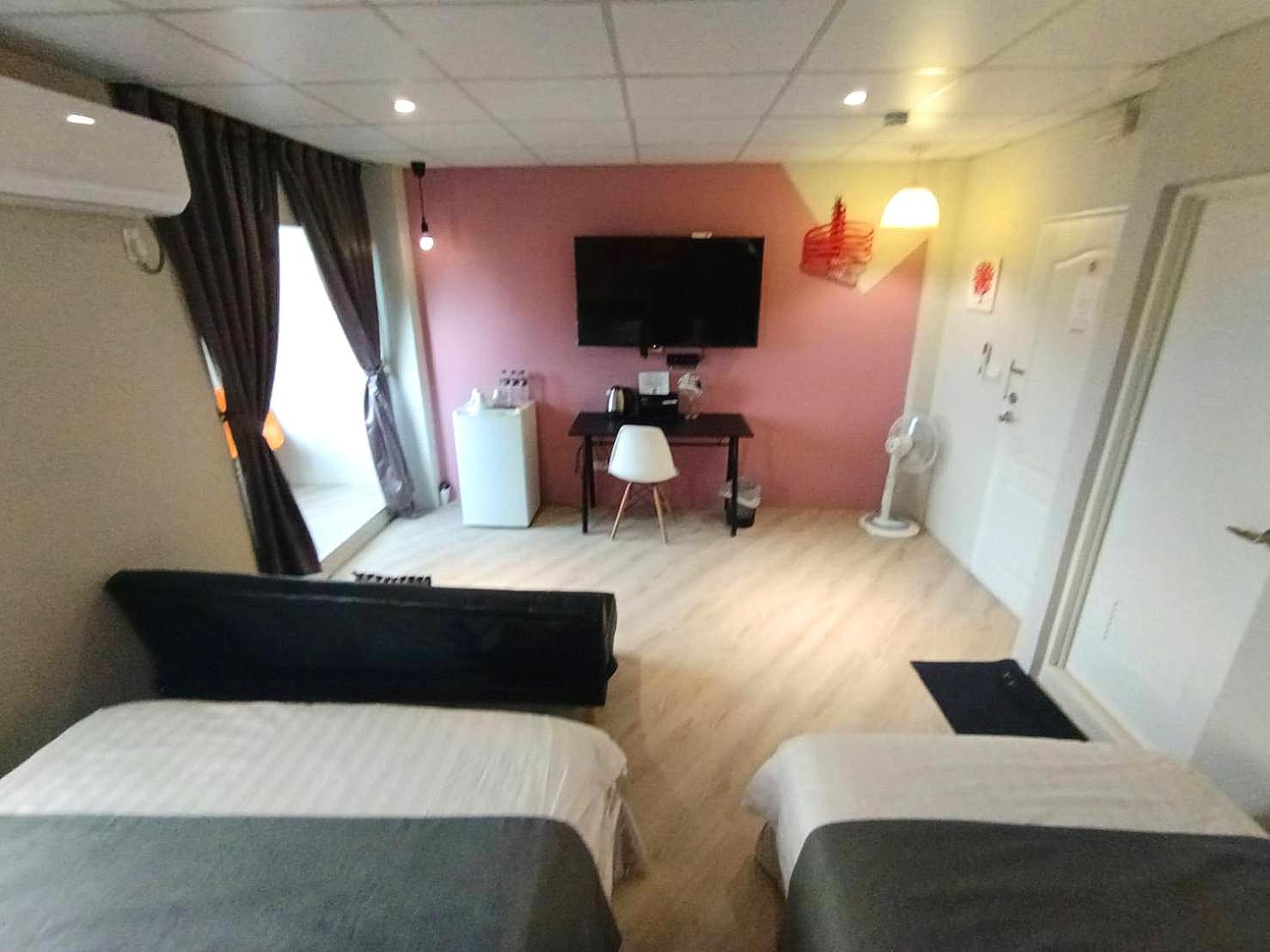 Comfort Triple Room with Shower photo 3