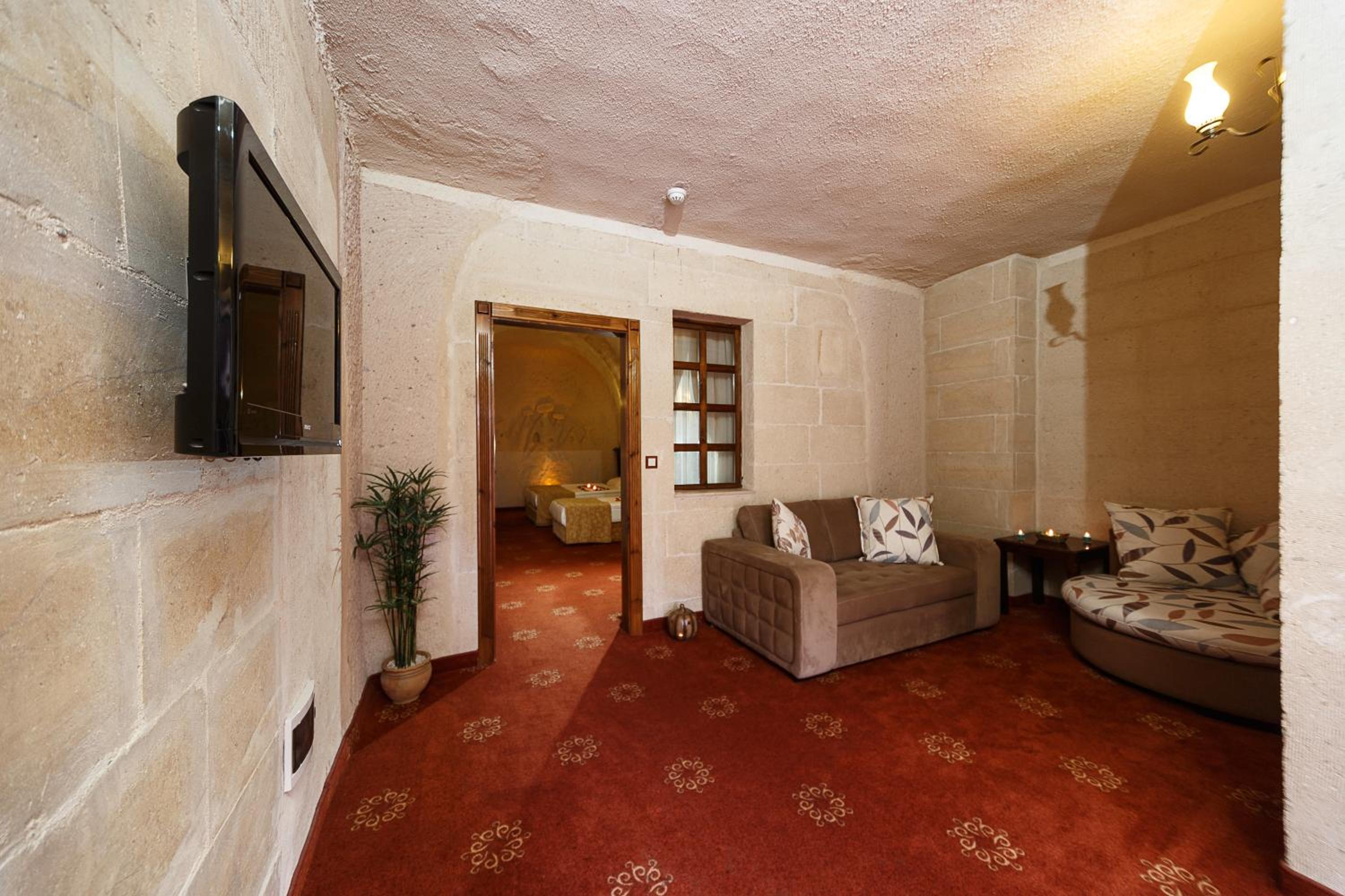 Junior Suite (2 Adults) photo 3