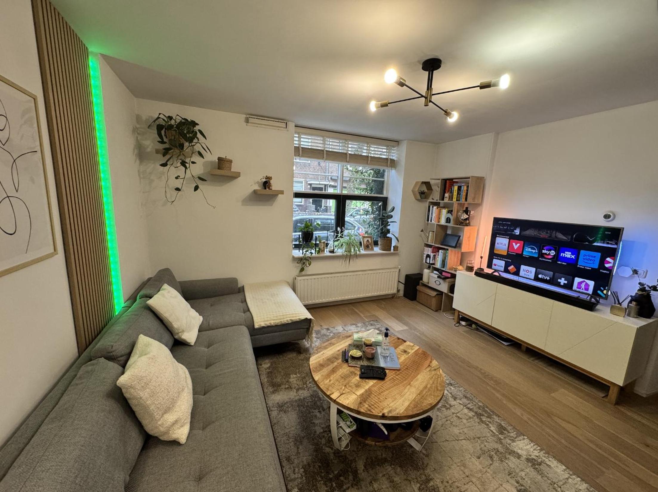 One-Bedroom Apartment photo 1