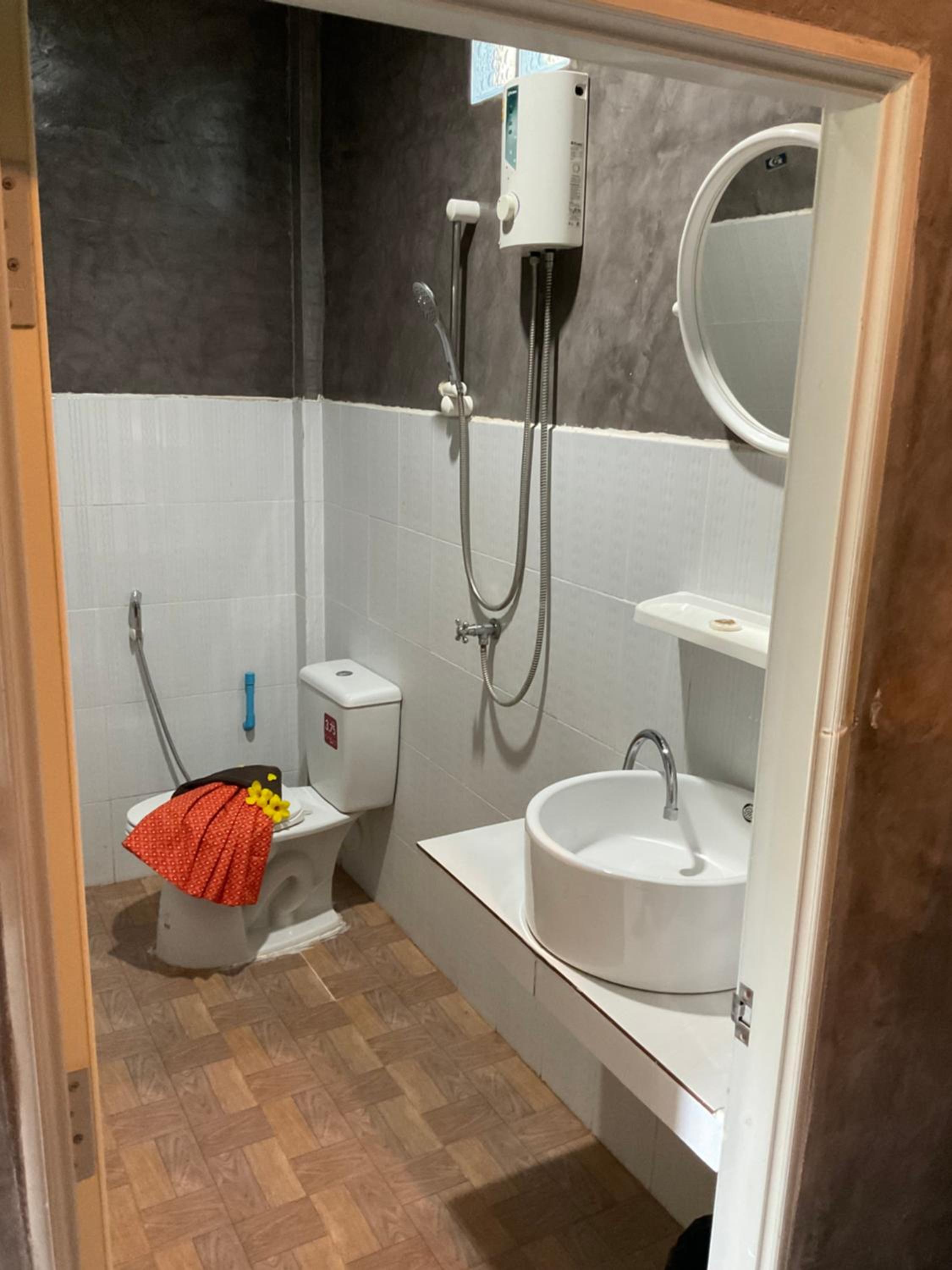 One-Bedroom Bungalow photo 3