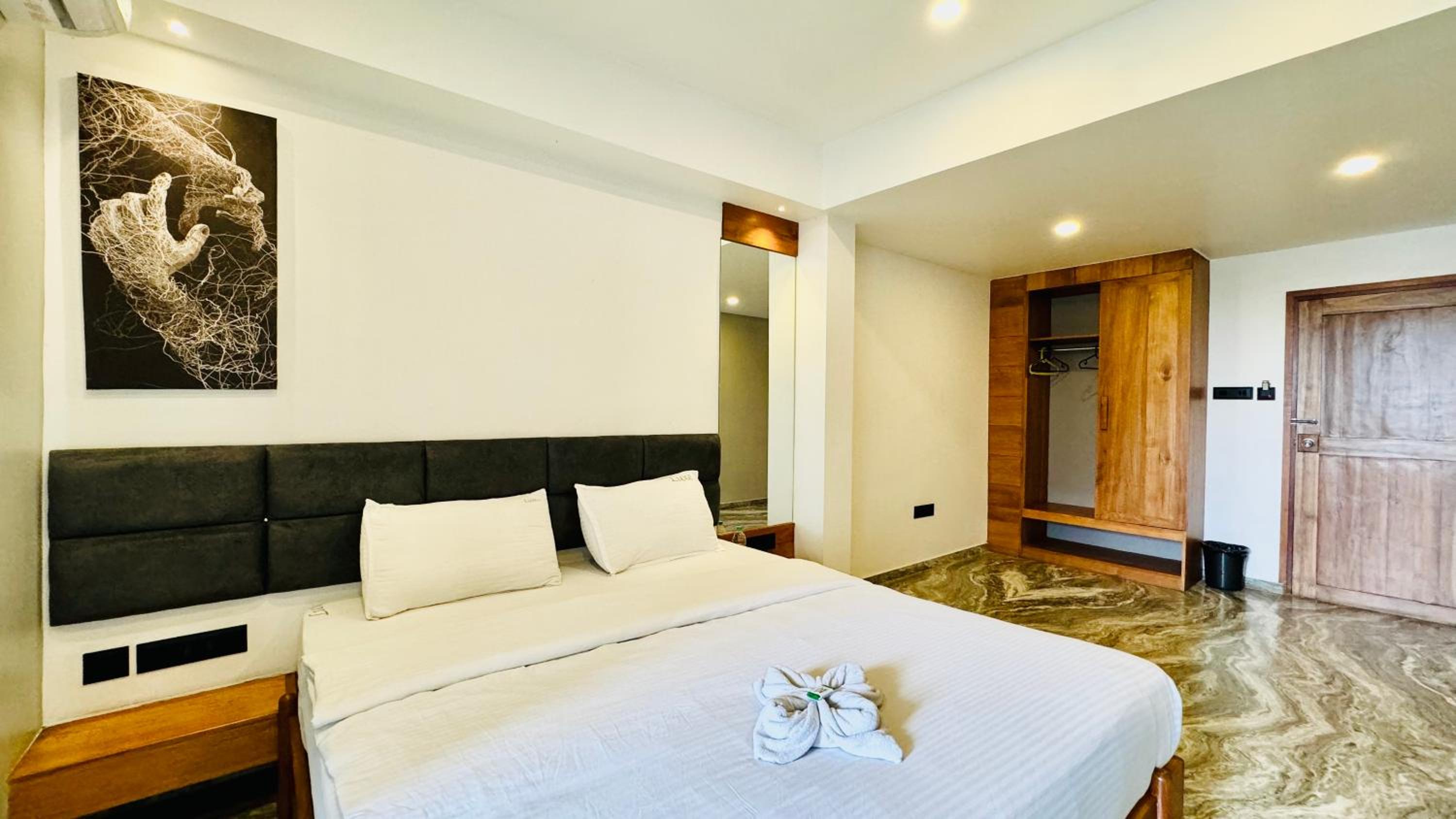 Budget Double Room photo 2