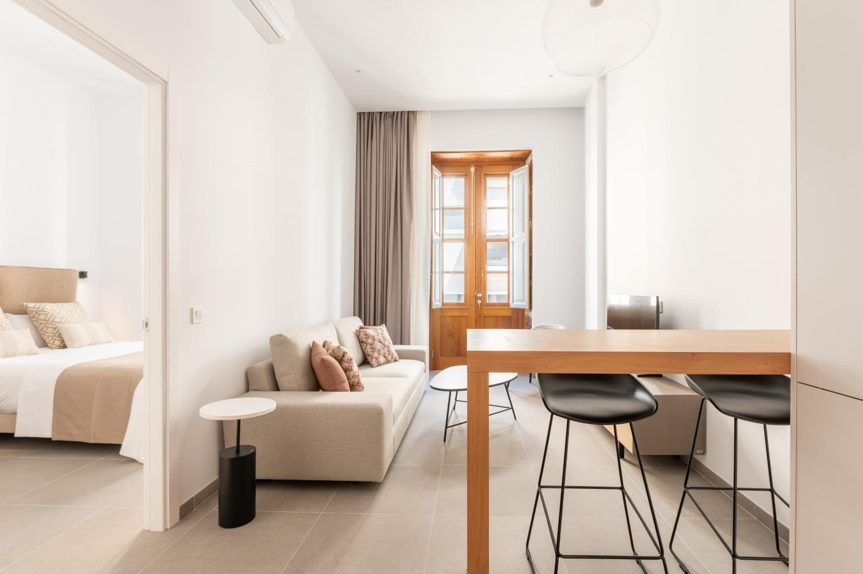 Apartamento de Lujo de una Habitación con Vista a la Ciudad