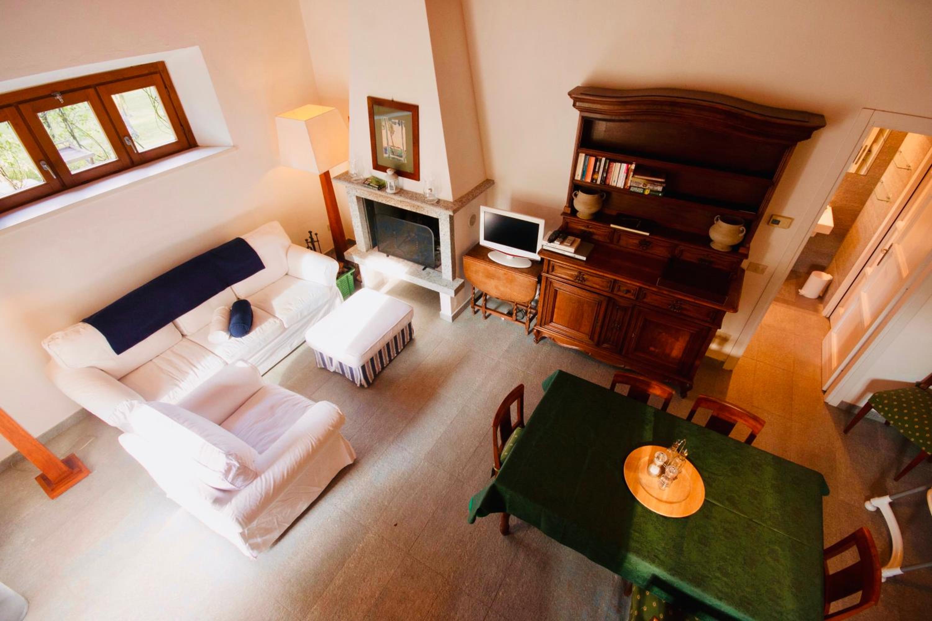 Two-Bedroom House photo 2